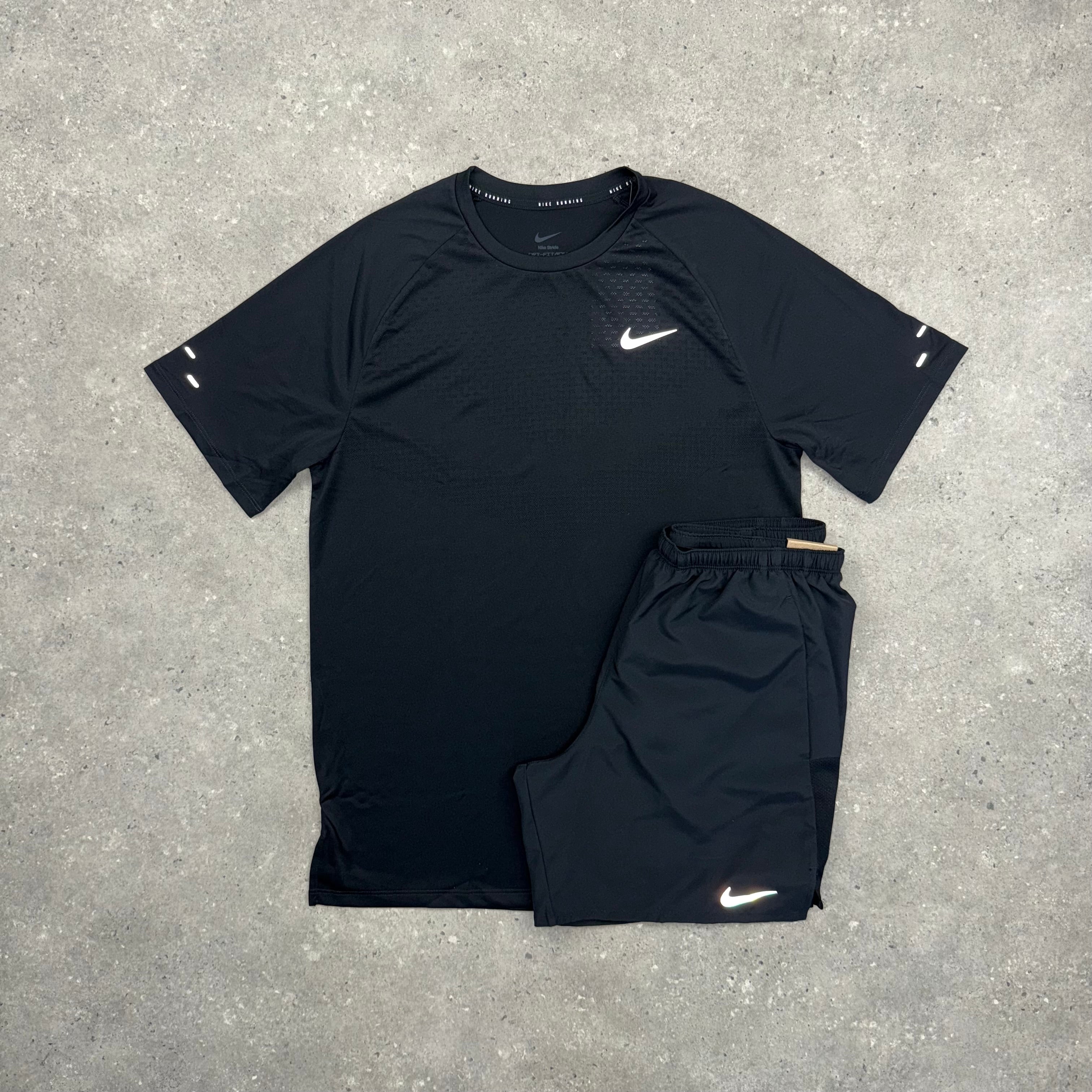 NIKE STRIDE ADV T-SHIRT & CHALLANGER SHORTS SET - BLACK