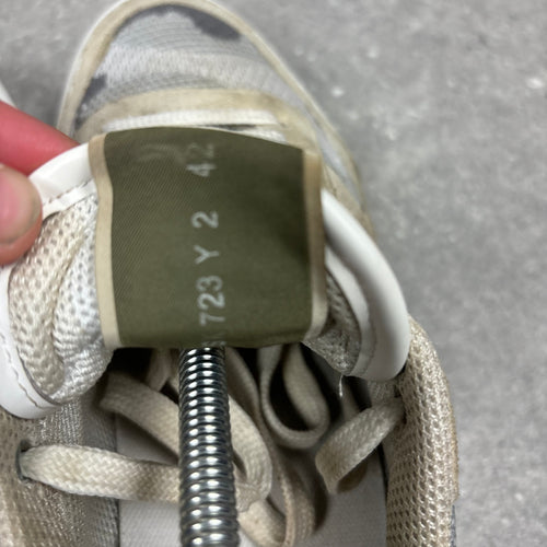 VALENTINO ROCKRUNNER - (EU42 / UK8)