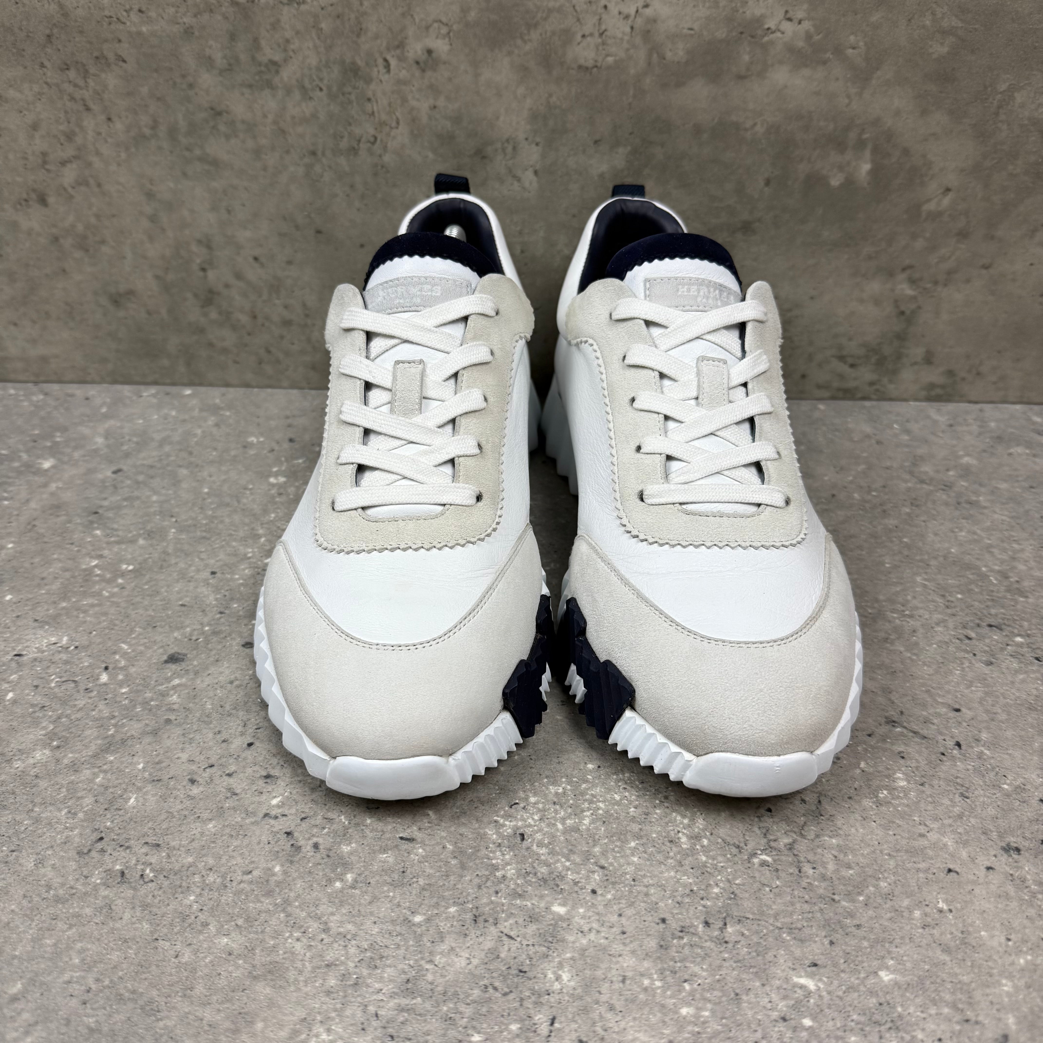 HERMES BOUNCING WHITE/BLACK - (EU43.5 / UK9.5)