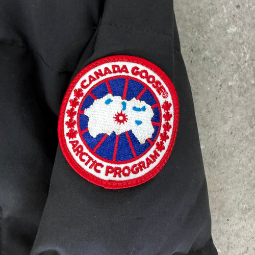 CANADA GOOSE WYNDHAM PARKA BLACK - (XS)