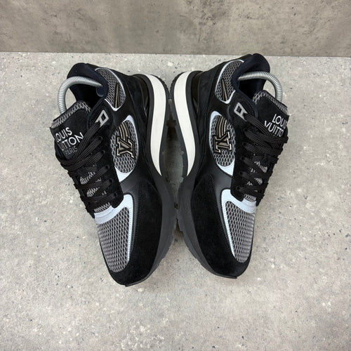 LOUIS VUITTON RUNAWAY BLACK - (EU40 / UK6)