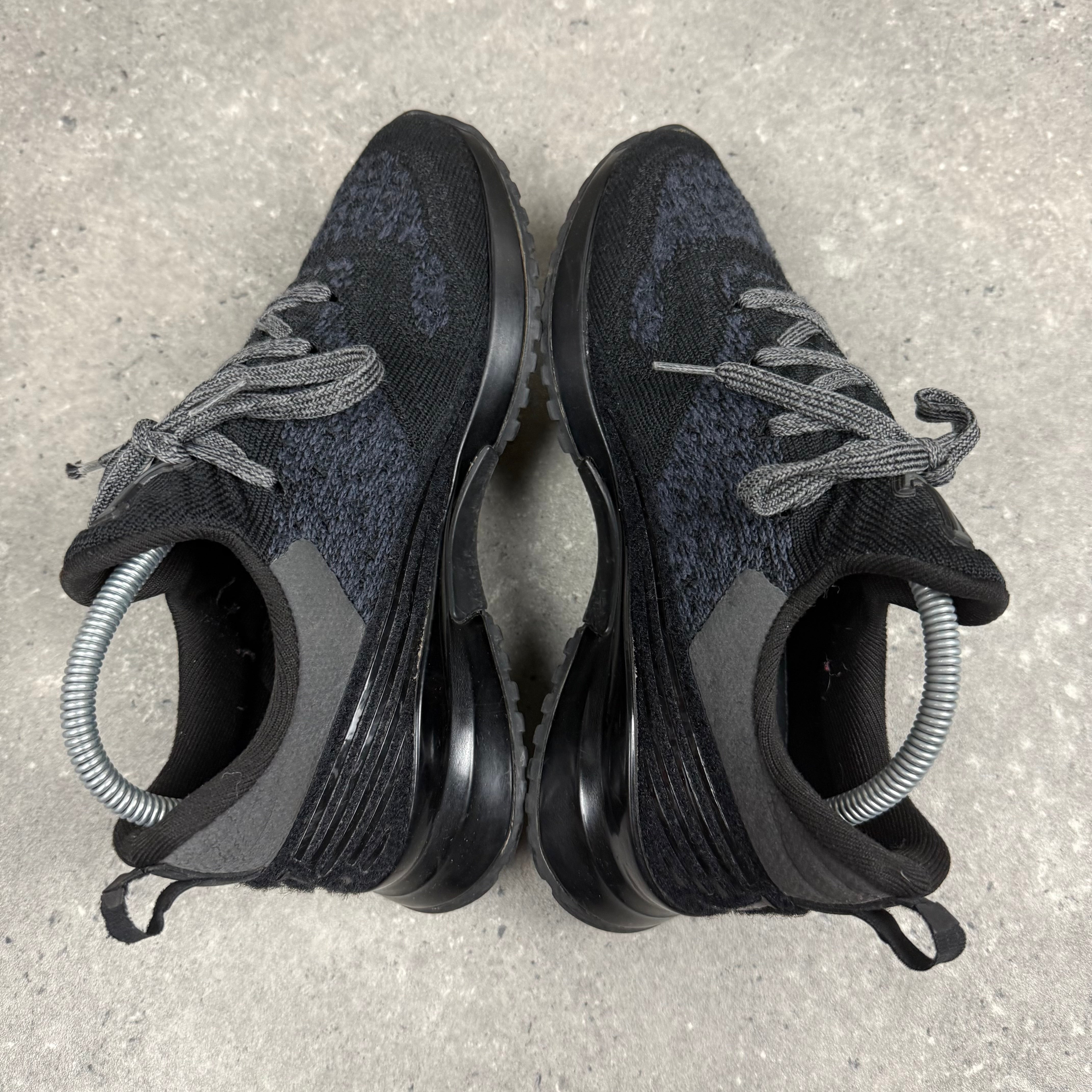 LOUIS VUITTON VNR BLACK/GREY - EU40.5 (FITS UK 7.5)