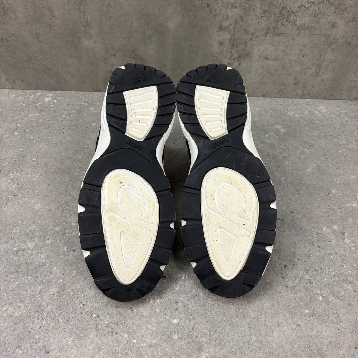 DIOR B30 NAVY/BLACK - (EU43.5 / UK9.5)