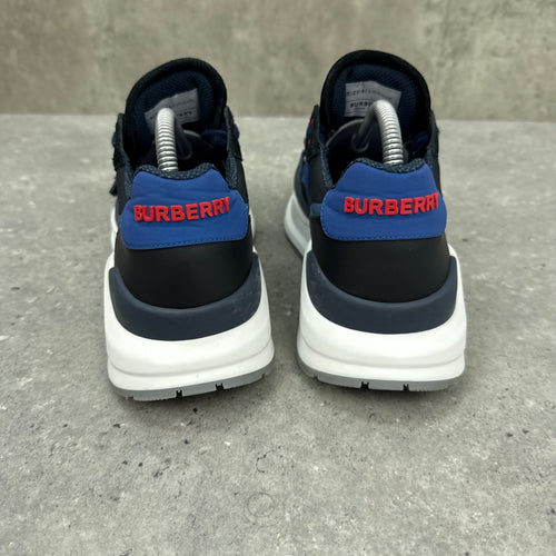 BURBERRY RAMSEY -  (EU41.5 / UK7.5)