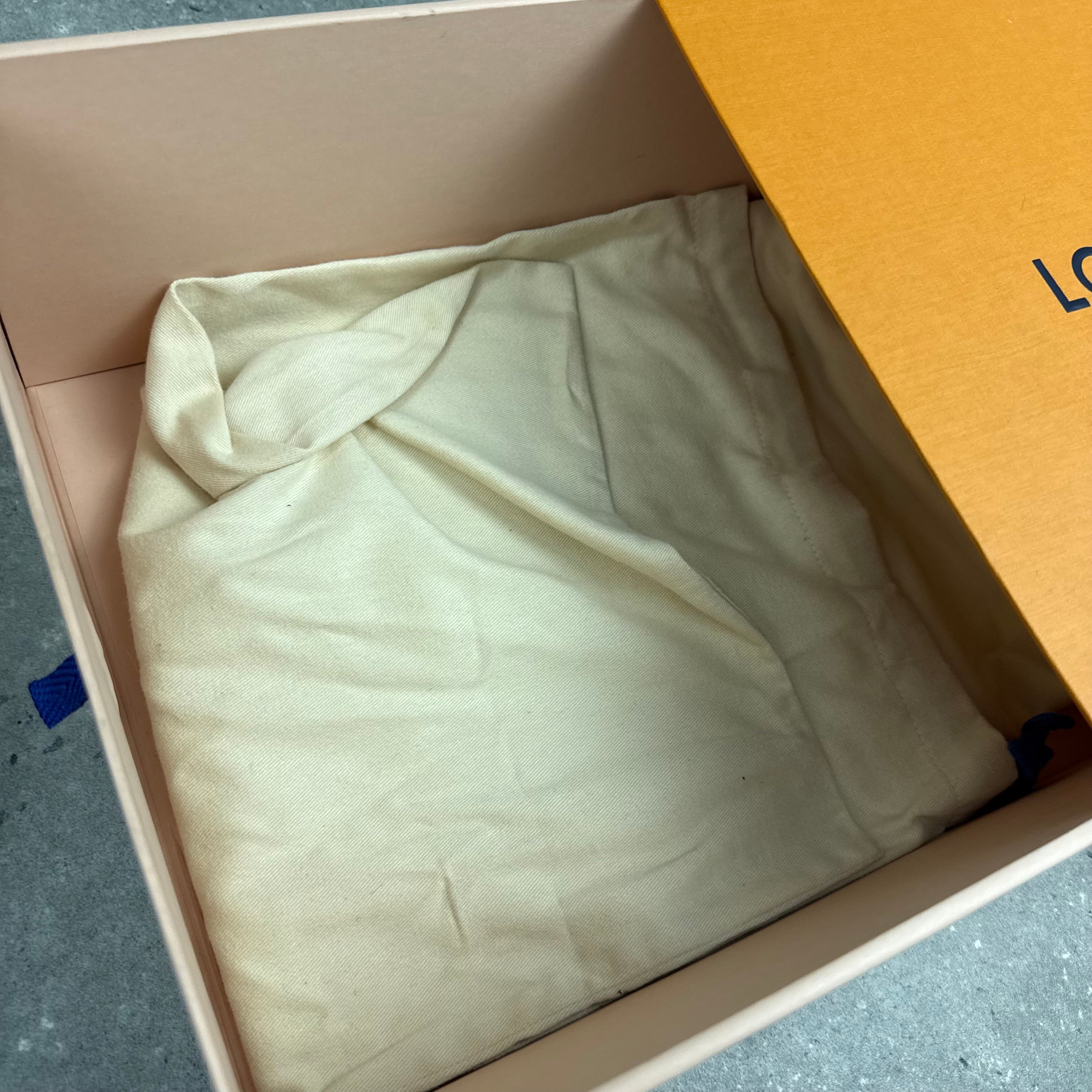 LOUIS VUITTON BLACK TATICS - EU 43 (FITS UK 10)