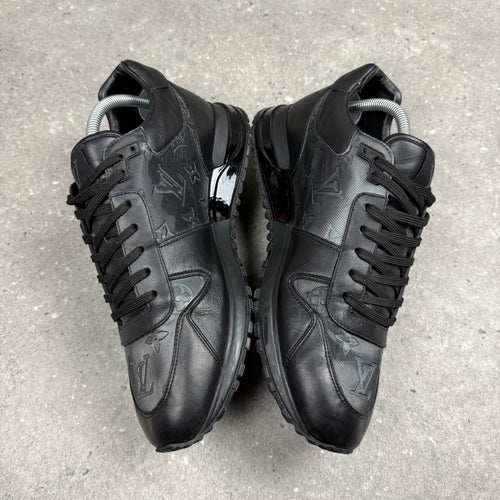 LOUIS VUITTON RUNAWAYS - EU42 (FITS UK 9)