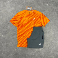 ASICS ALL OVER T-SHIRT & PANEL SHORTS SET - YAMABUKI ORANGE / GREY