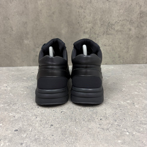 CHANEL RUNNERS -  (EU 41 / UK 7)