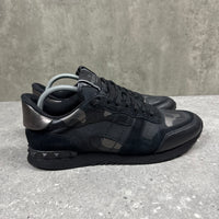 VALENTINO ROCKRUNNER BLACK- (EU 43 / UK 9)