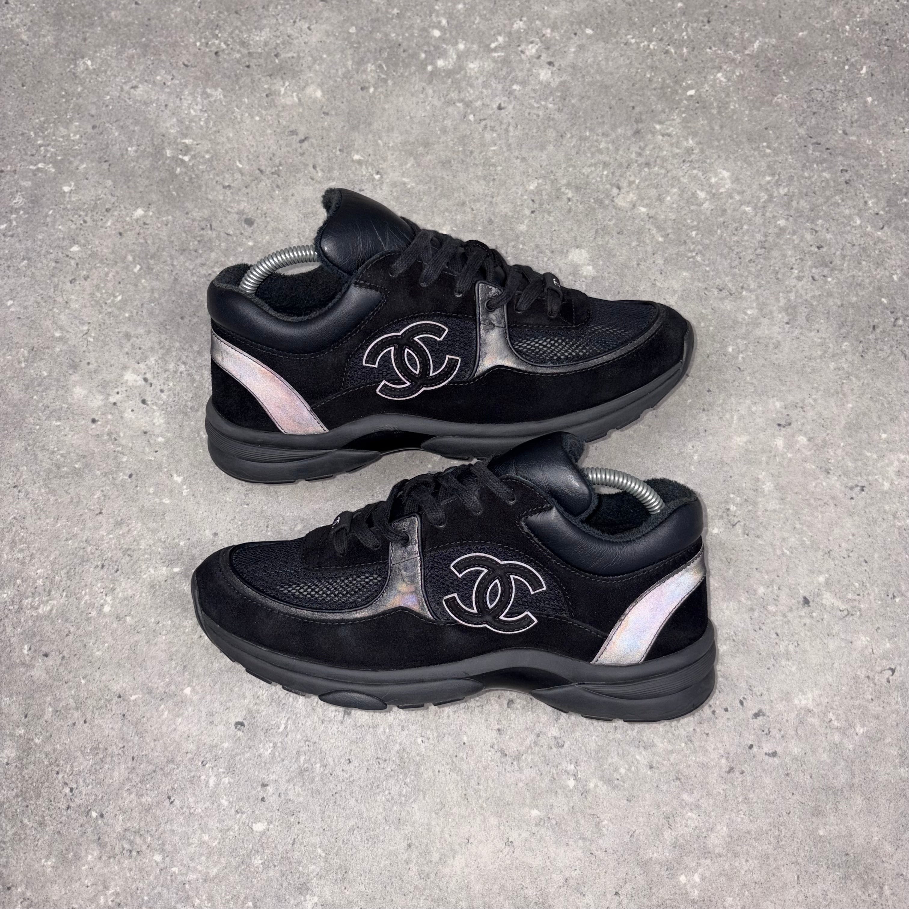 CHANEL RUNNERS BLACK -  (EU40.5 / UK6.5)