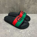 GUCCI SLIDERS - (EU41 / UK7)