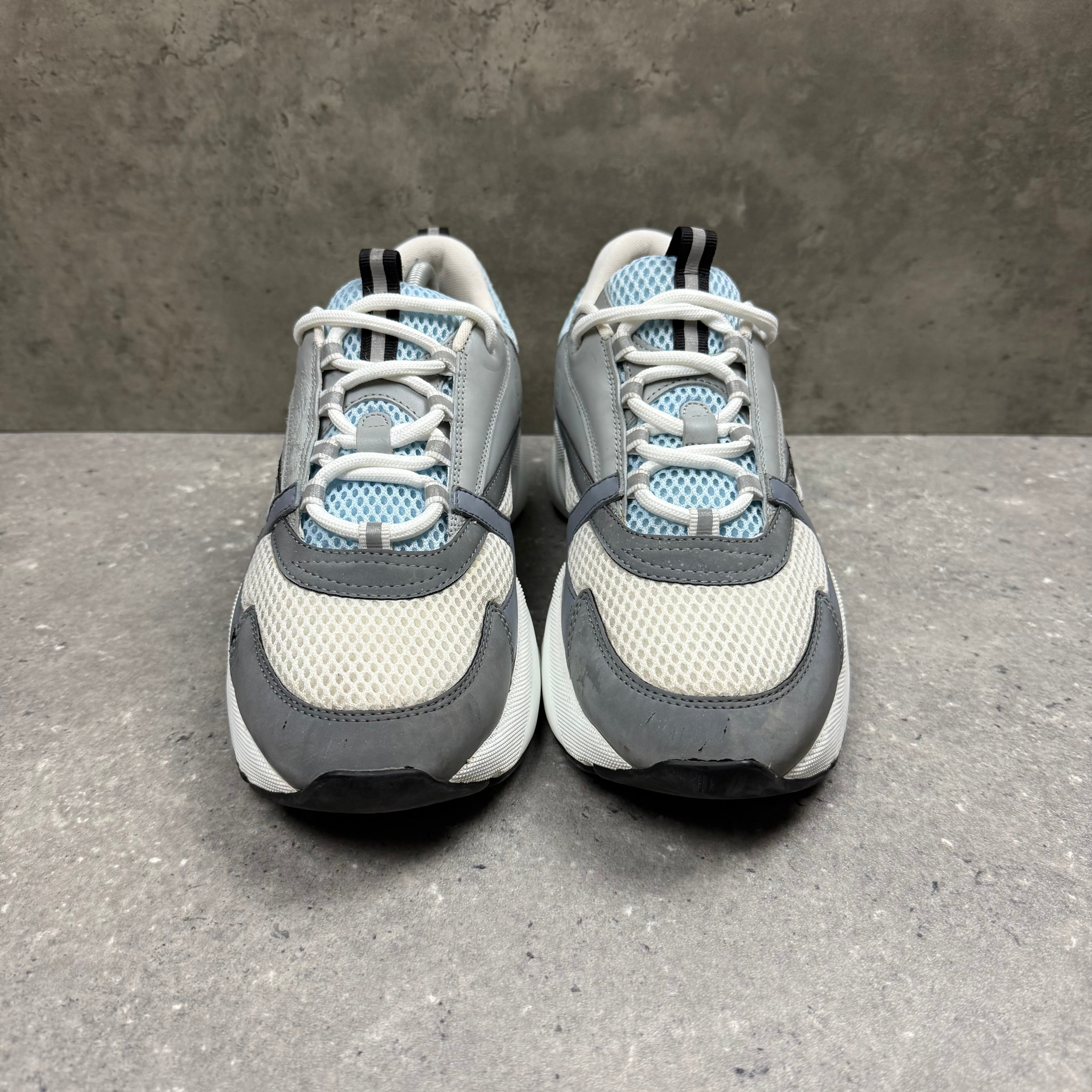 DIOR B22 BABY BLUE - (EU44 / UK10)