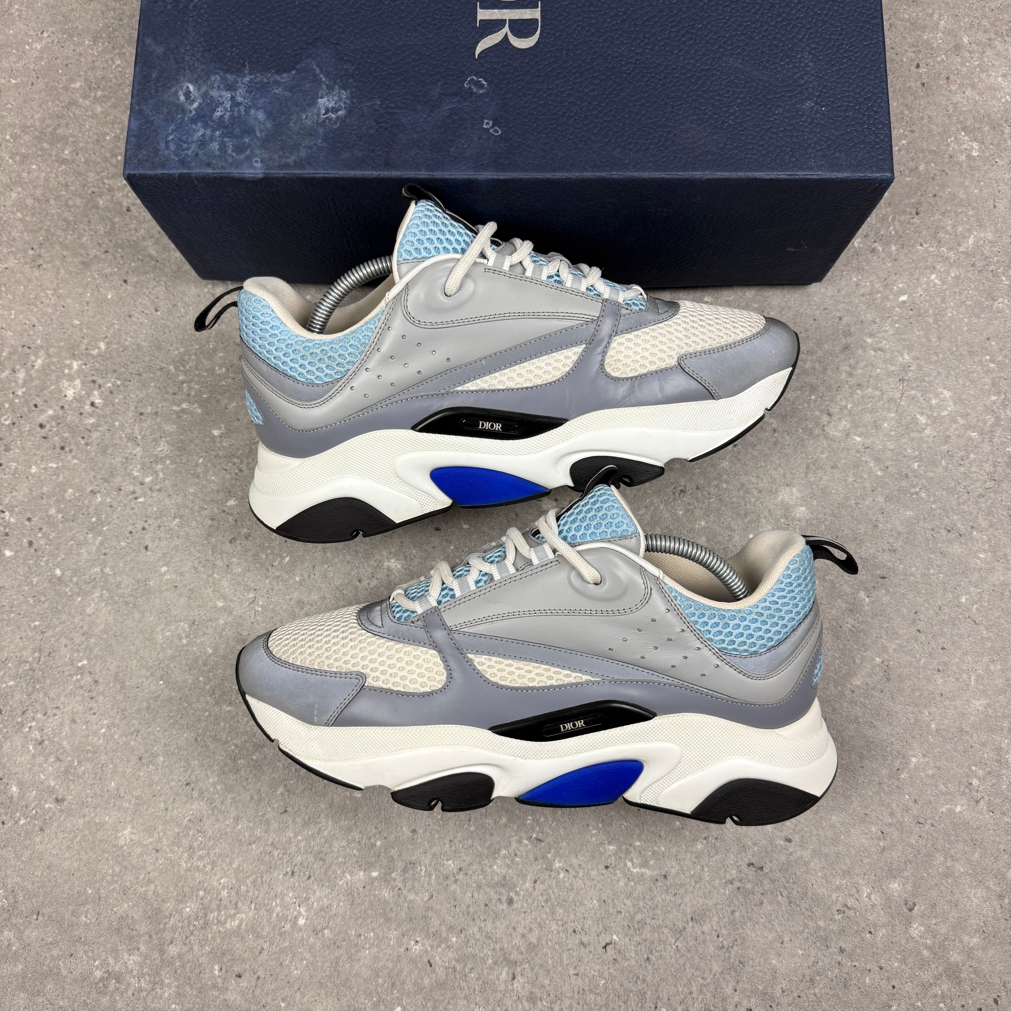 DIOR B22 BABY BLUE - (EU 43 / UK 9)