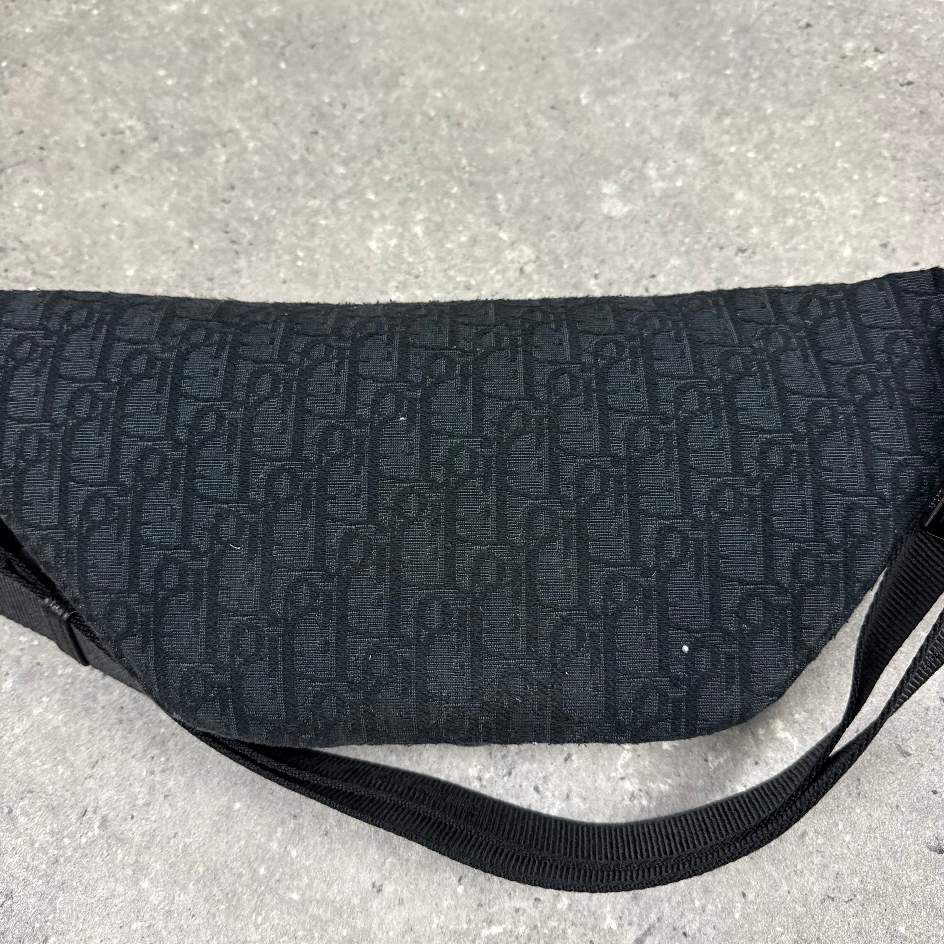 DIOR OBLIQUE BELT BAG - BLACK