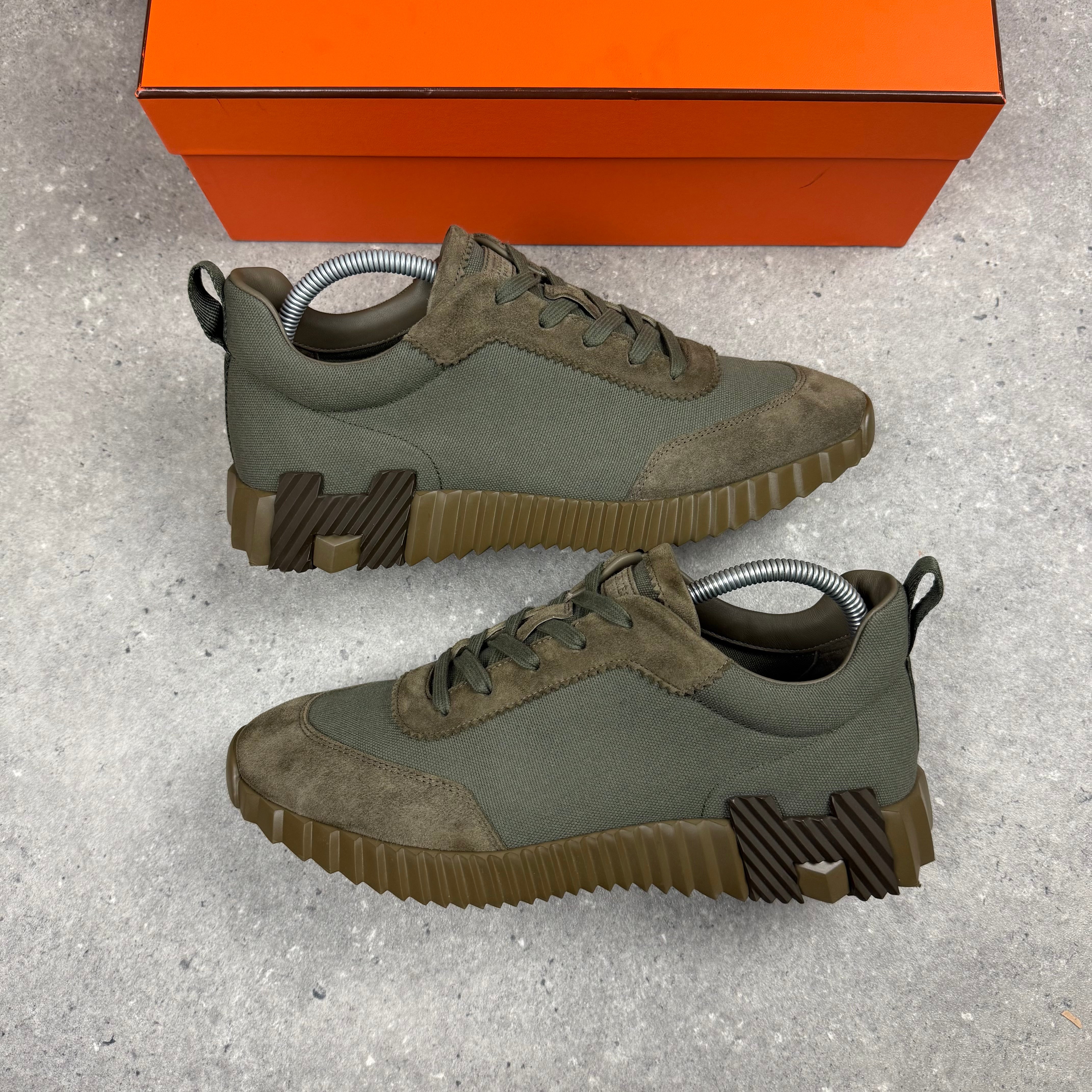 HERMES BOUNCING OLIVE - (EU41 / UK7)