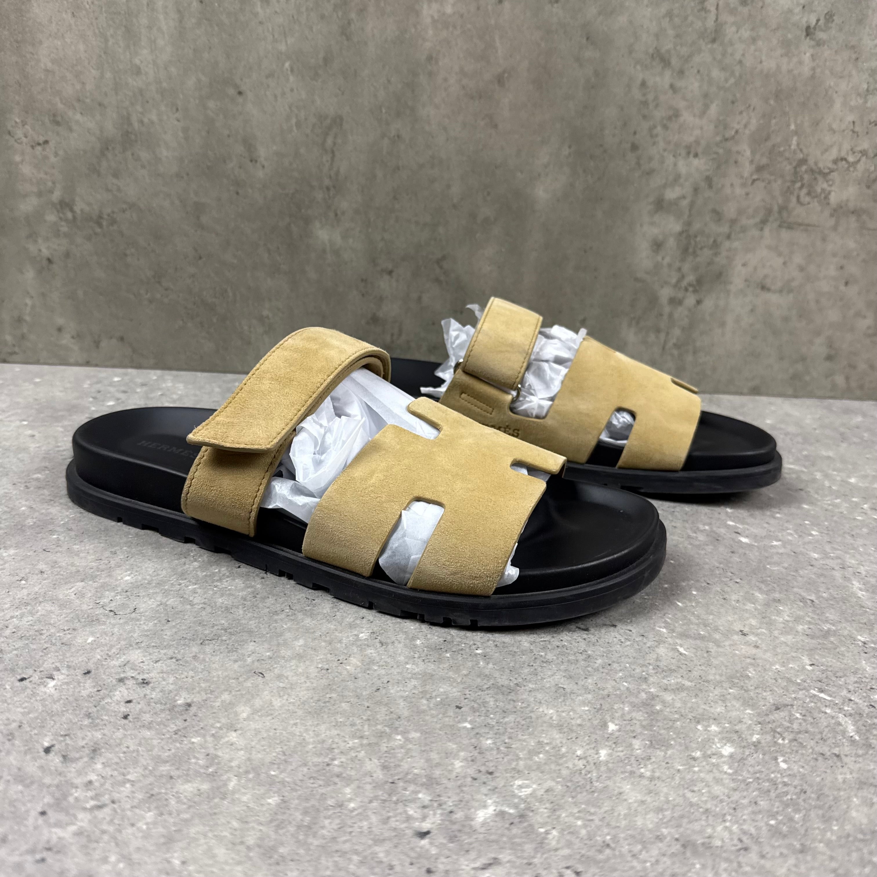 HERMES CHYPRE SANDALS BEIGE  - (EU43 / UK9)