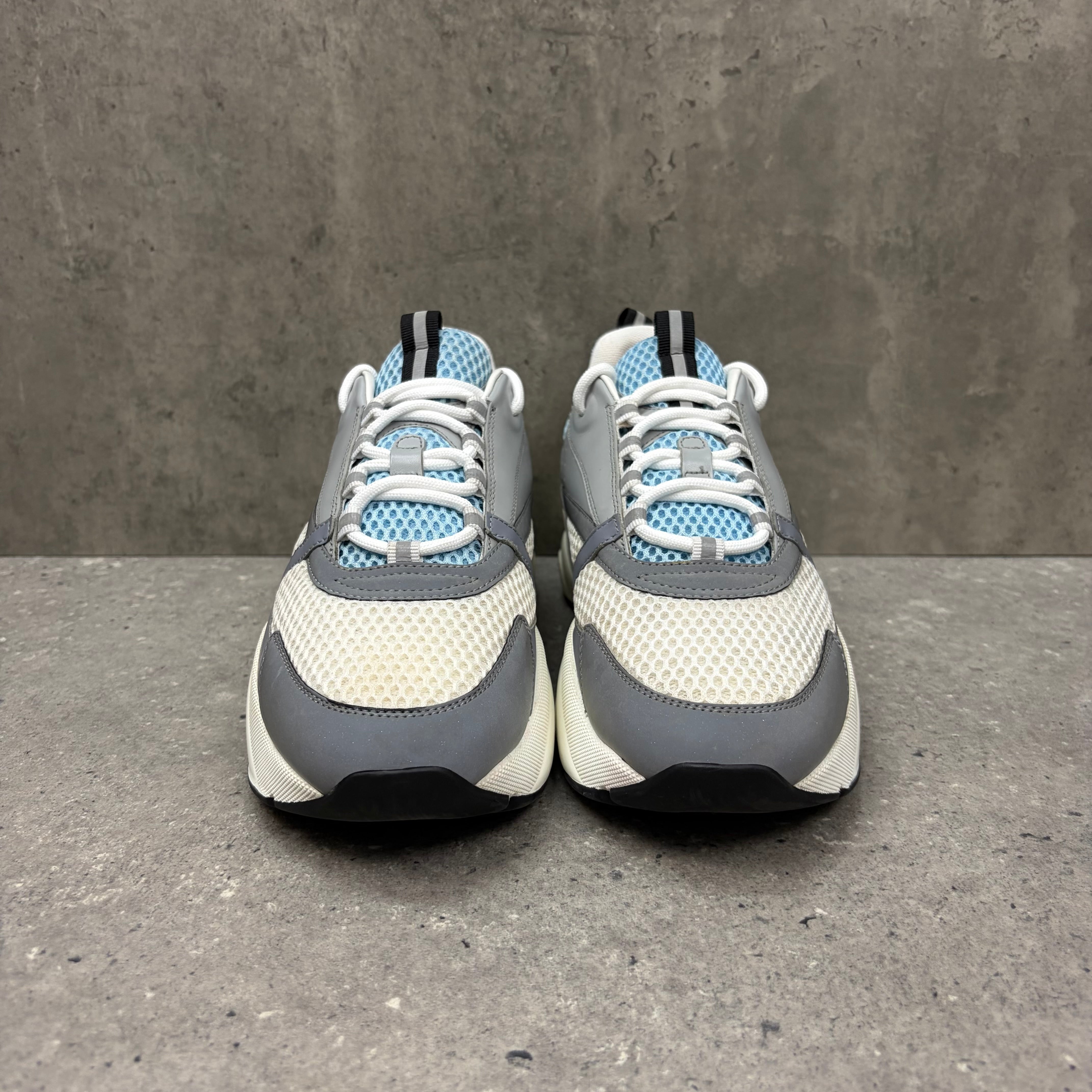 DIOR B22 BABY BLUE - (EU43 / UK9)