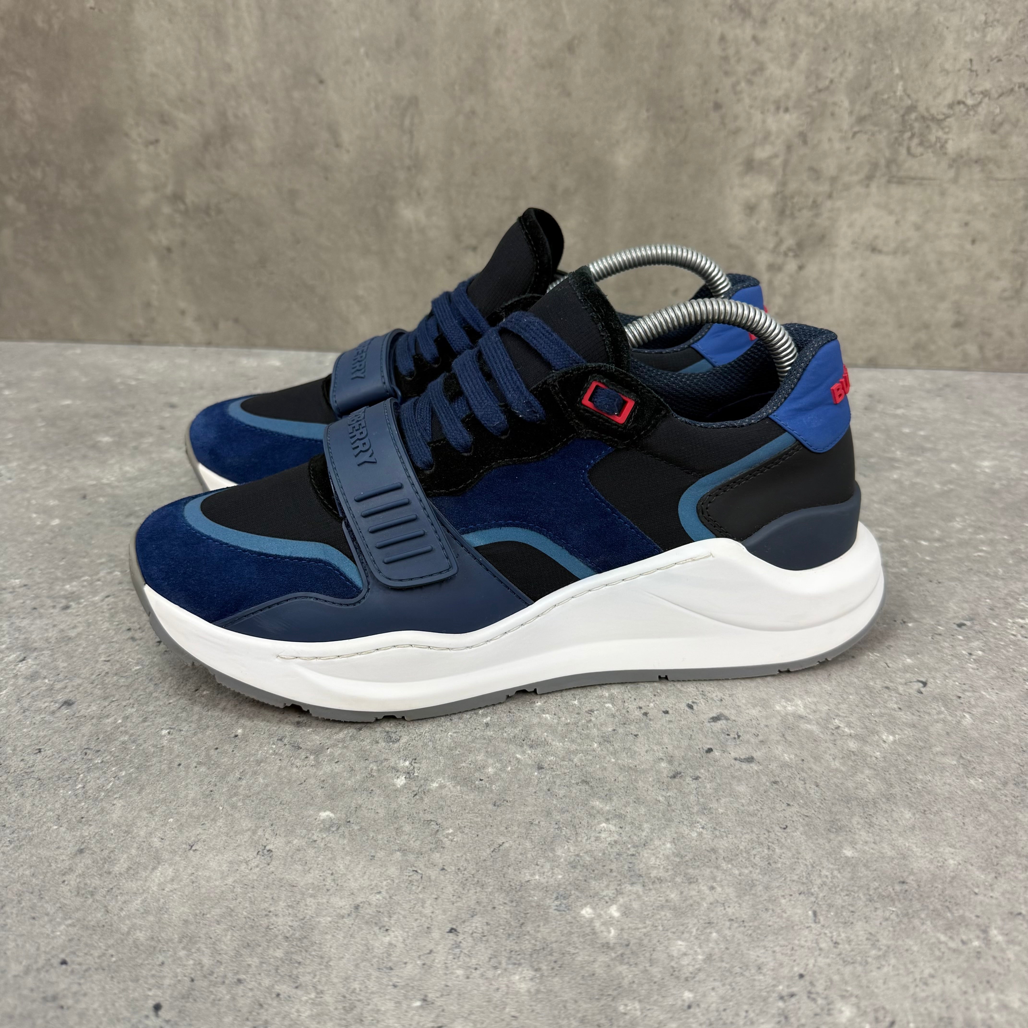 BURBERRY RAMSEY -  (EU41.5 / UK7.5)