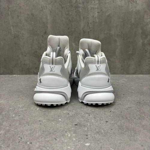 LOUIS VUITTON TACTICS - EU40 (FITS UK 7)