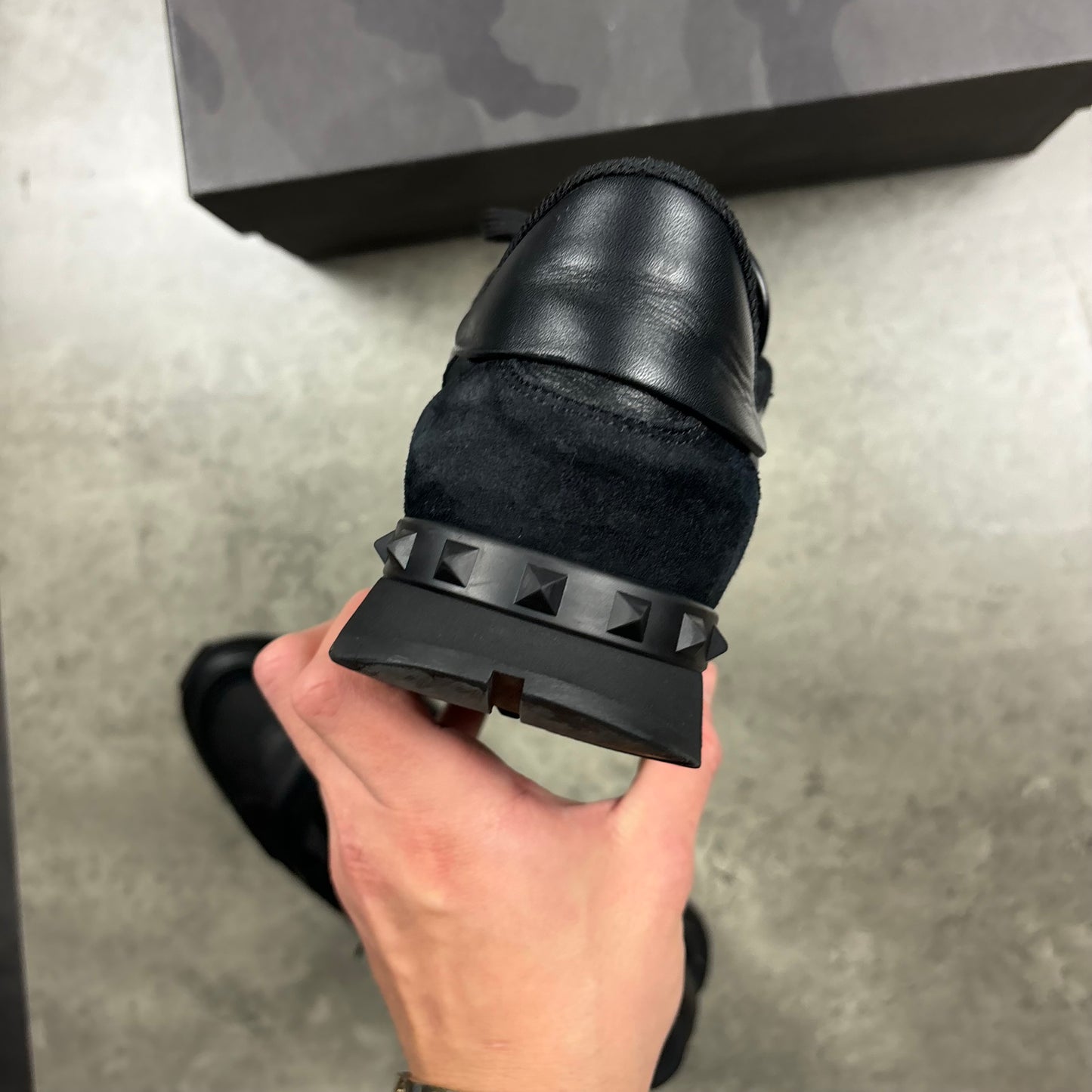 VALENTINO ROCKRUNNERS BLACK (FITS 7/8)