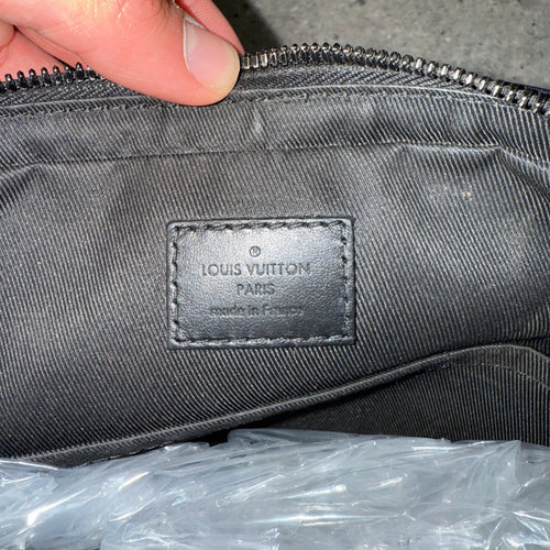 LOUIS VUITTON DUO MESSENGER BAG