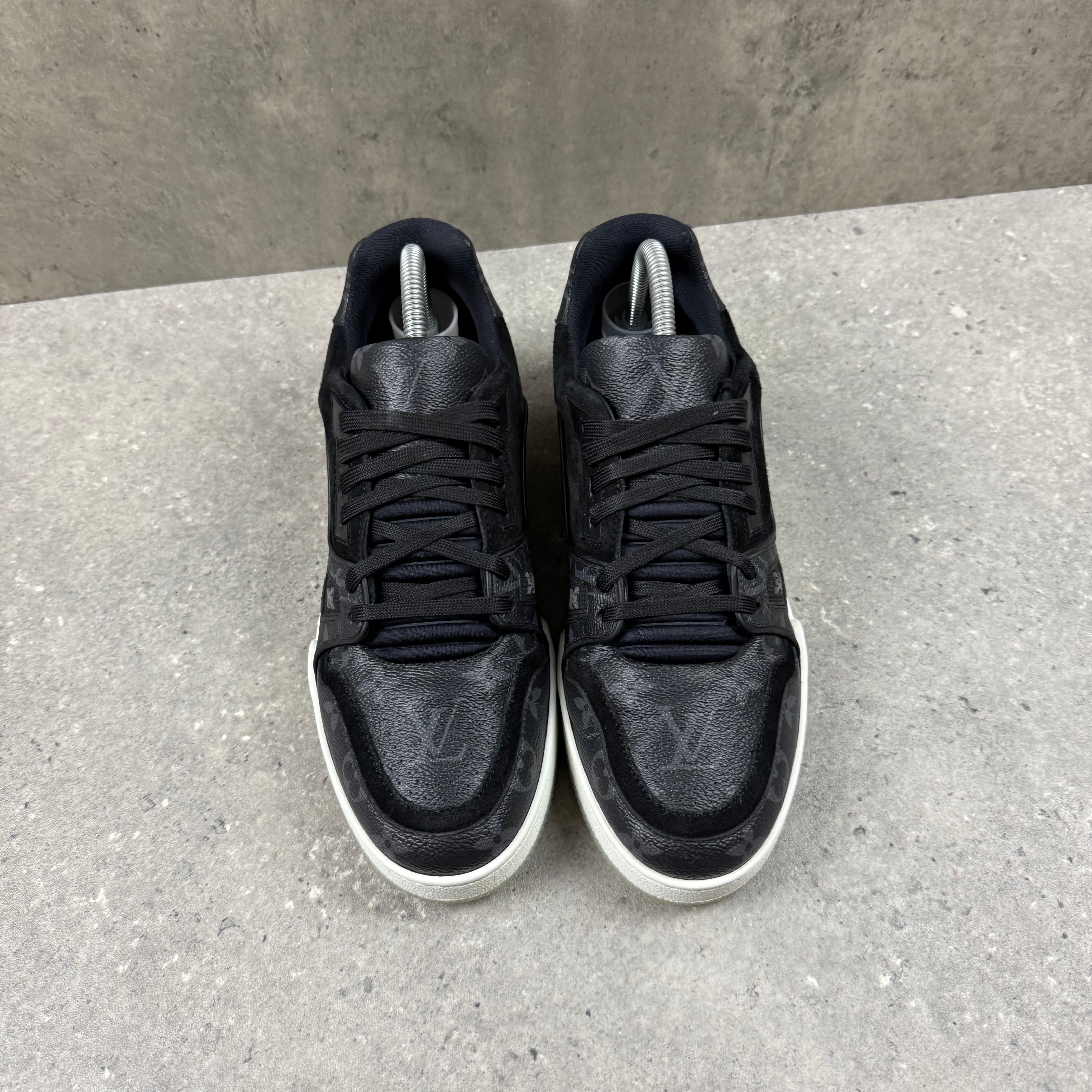 LOUIS VUITTON MONOGRAM ECLIPSE SNEAKERS - EU40 (FITS UK 7)