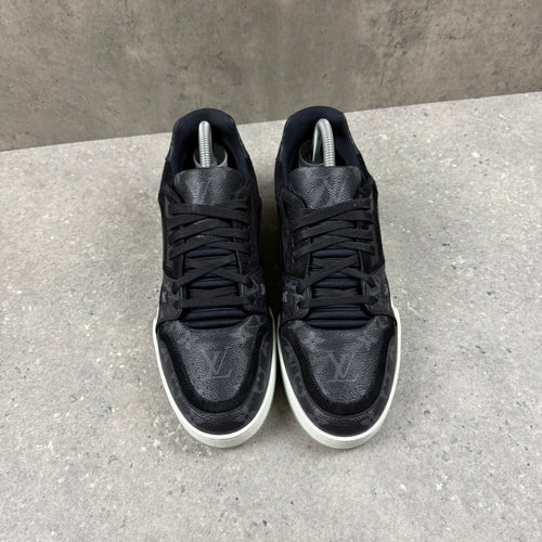 LOUIS VUITTON MONOGRAM ECLIPSE SNEAKERS - EU40 (FITS UK 7)