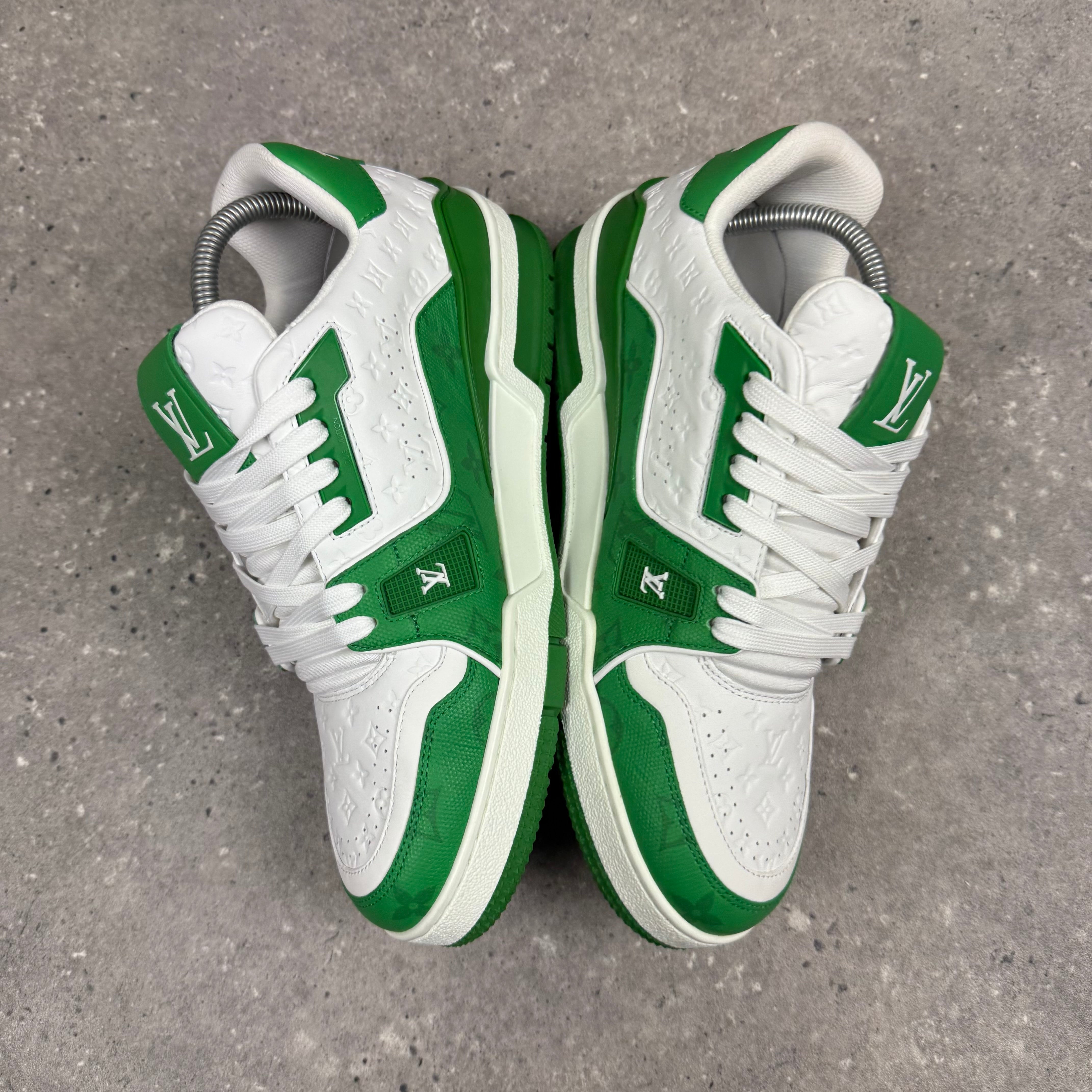 LOUIS VUITTON SNEAKERS GREEN - EU40 (FITS UK 7)