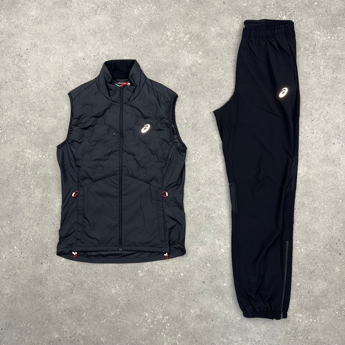 ASICS ROAD GILET & CORE WOVEN PANT SET - PERFORMANCE BLACK