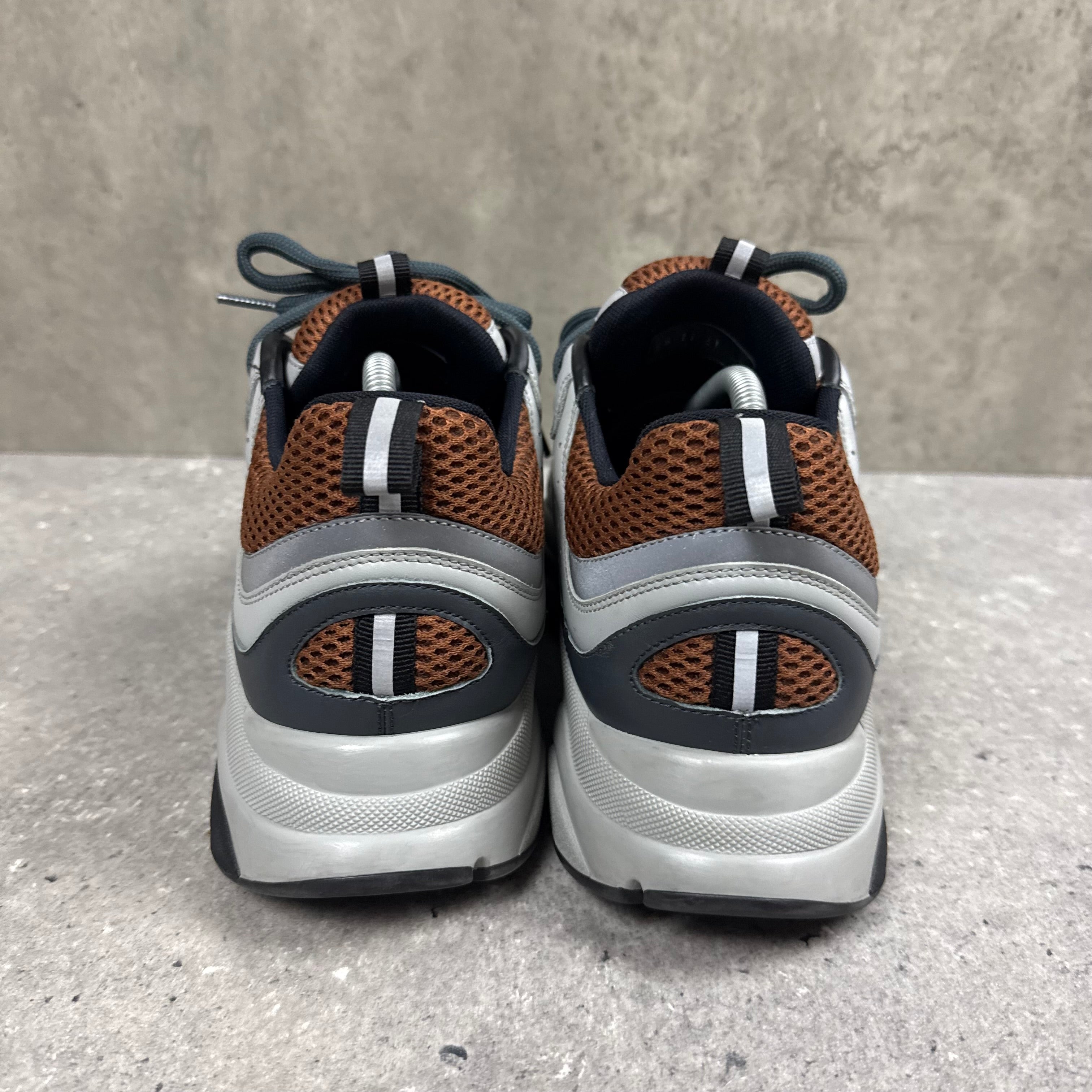 DIOR B22 BROWN/GREY - (EU43 / UK9)