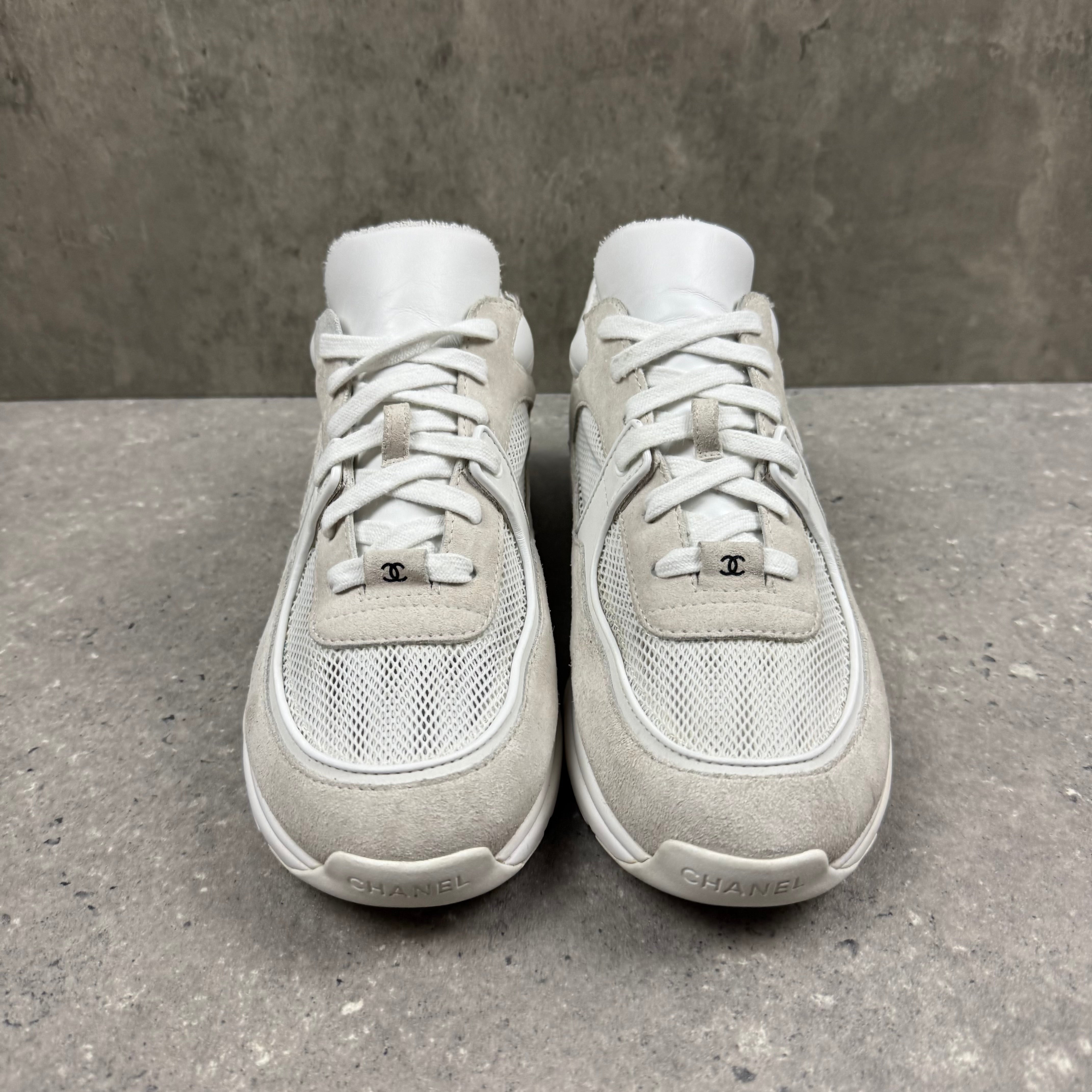 CHANEL CC RUNNERS -  (EU42 / UK8)