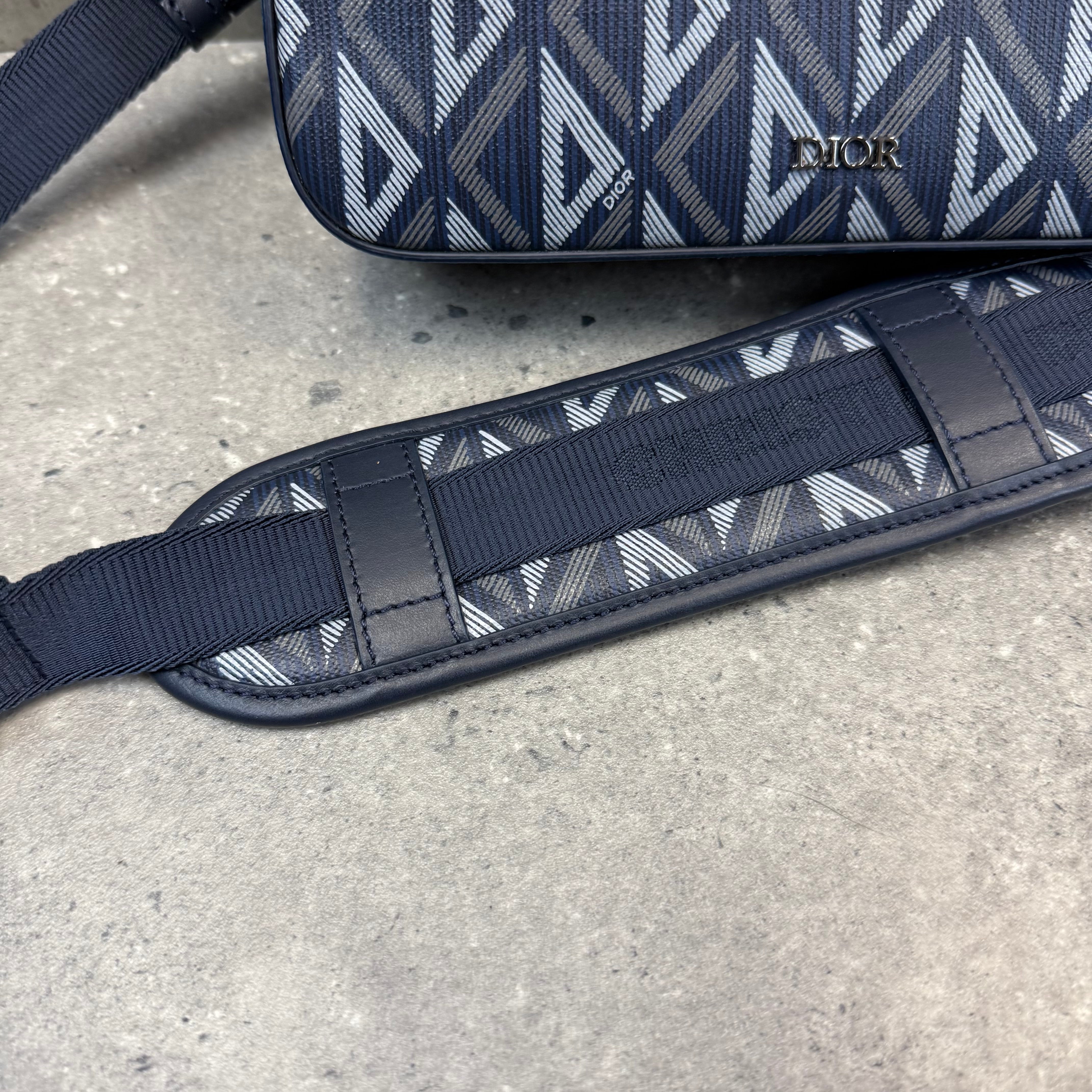 DIOR DIAMOND MESSENGER BAG - NAVY
