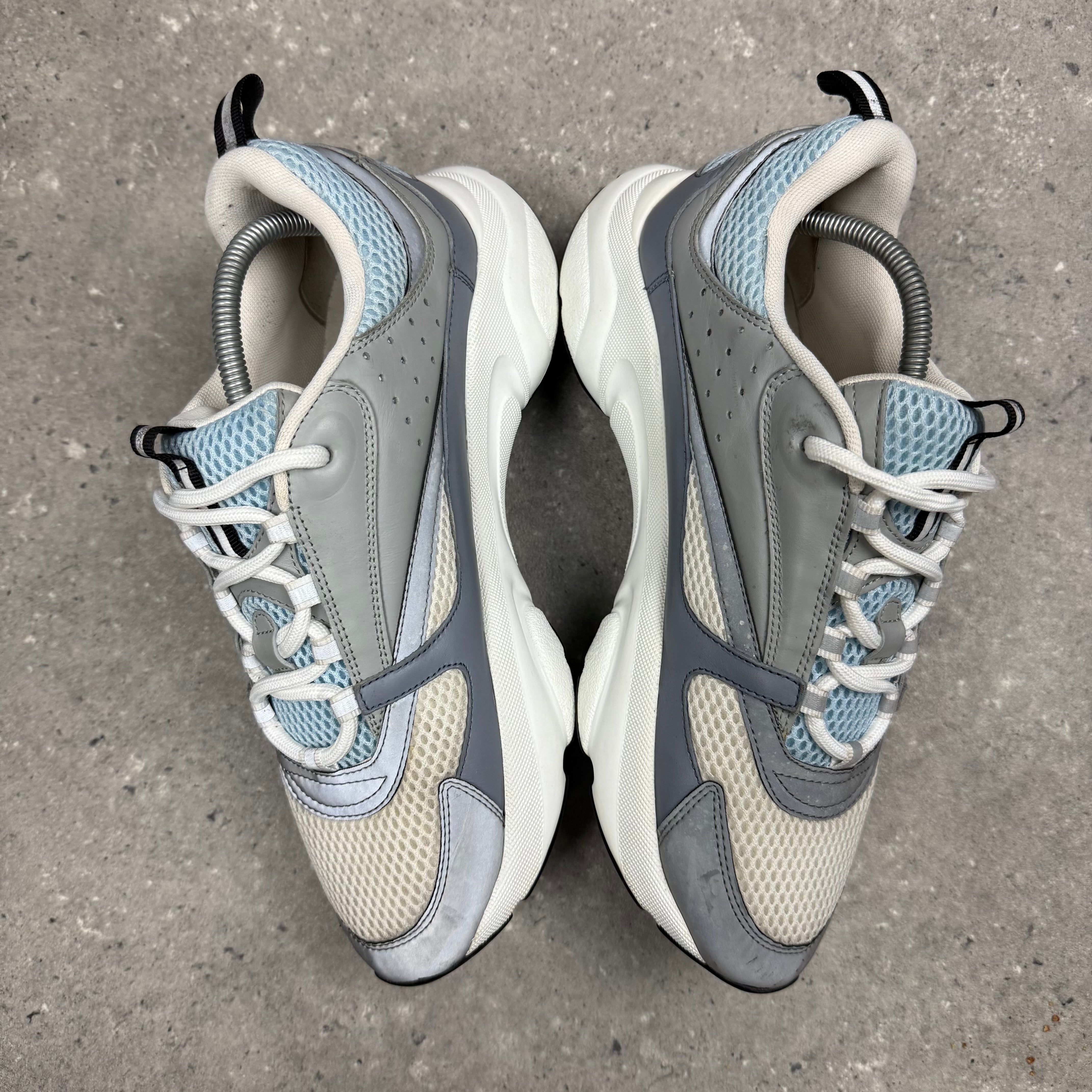 DIOR B22 BABY BLUE - (EU44 / UK10)