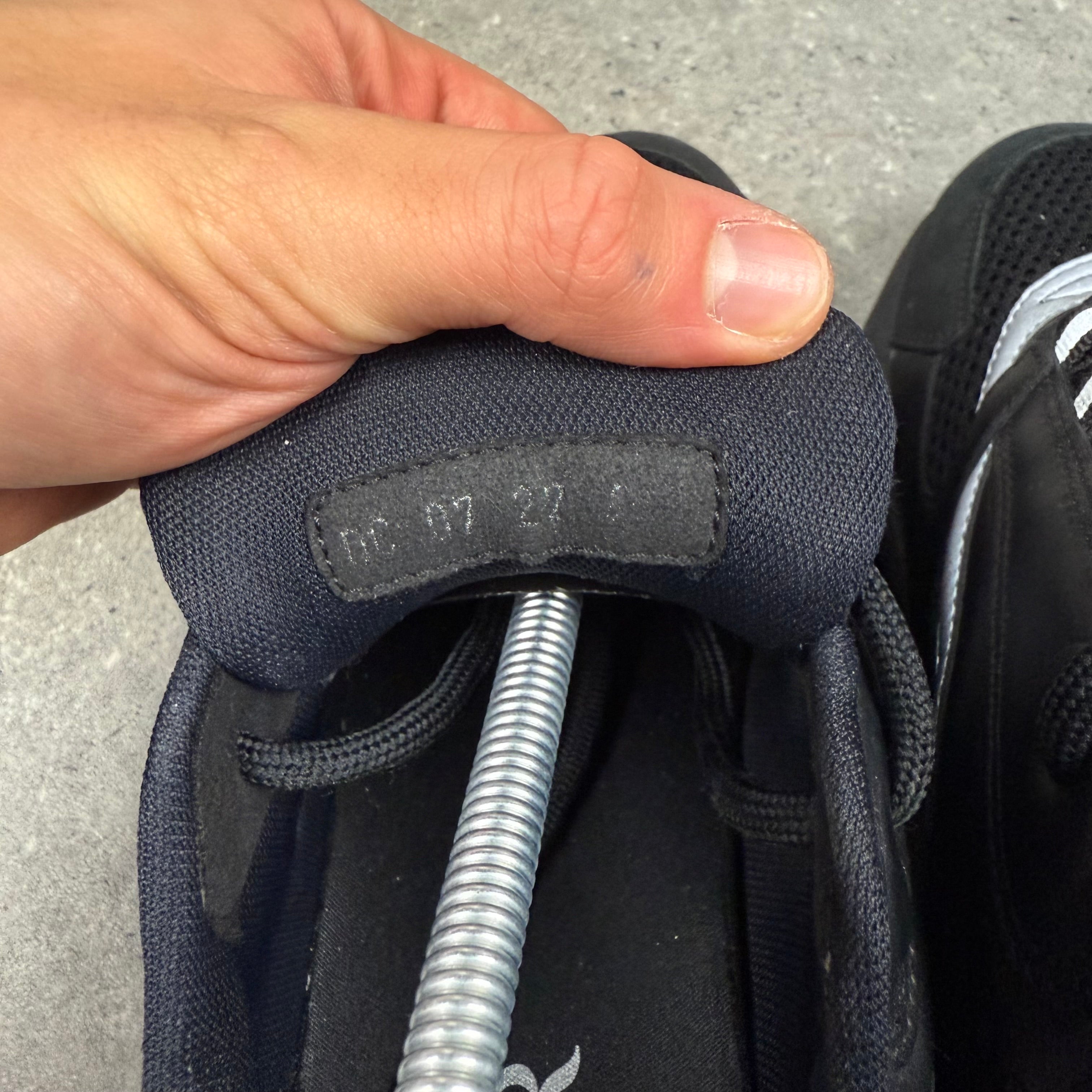 DIOR B22 BLACK - (EU41.5 / UK 7.5)