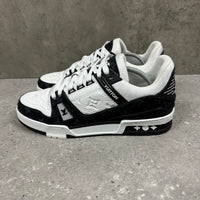 LOUIS VUITTON BLACK DENIMS - EU 42.5 (FITS UK 9.5)