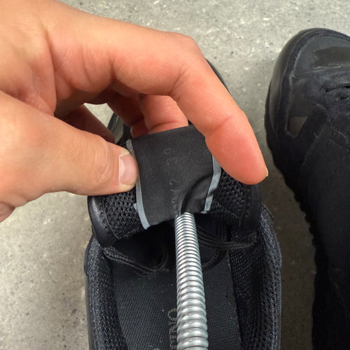 VALENTINO ROCKRUNNER - EU39 (FIT UK 6)