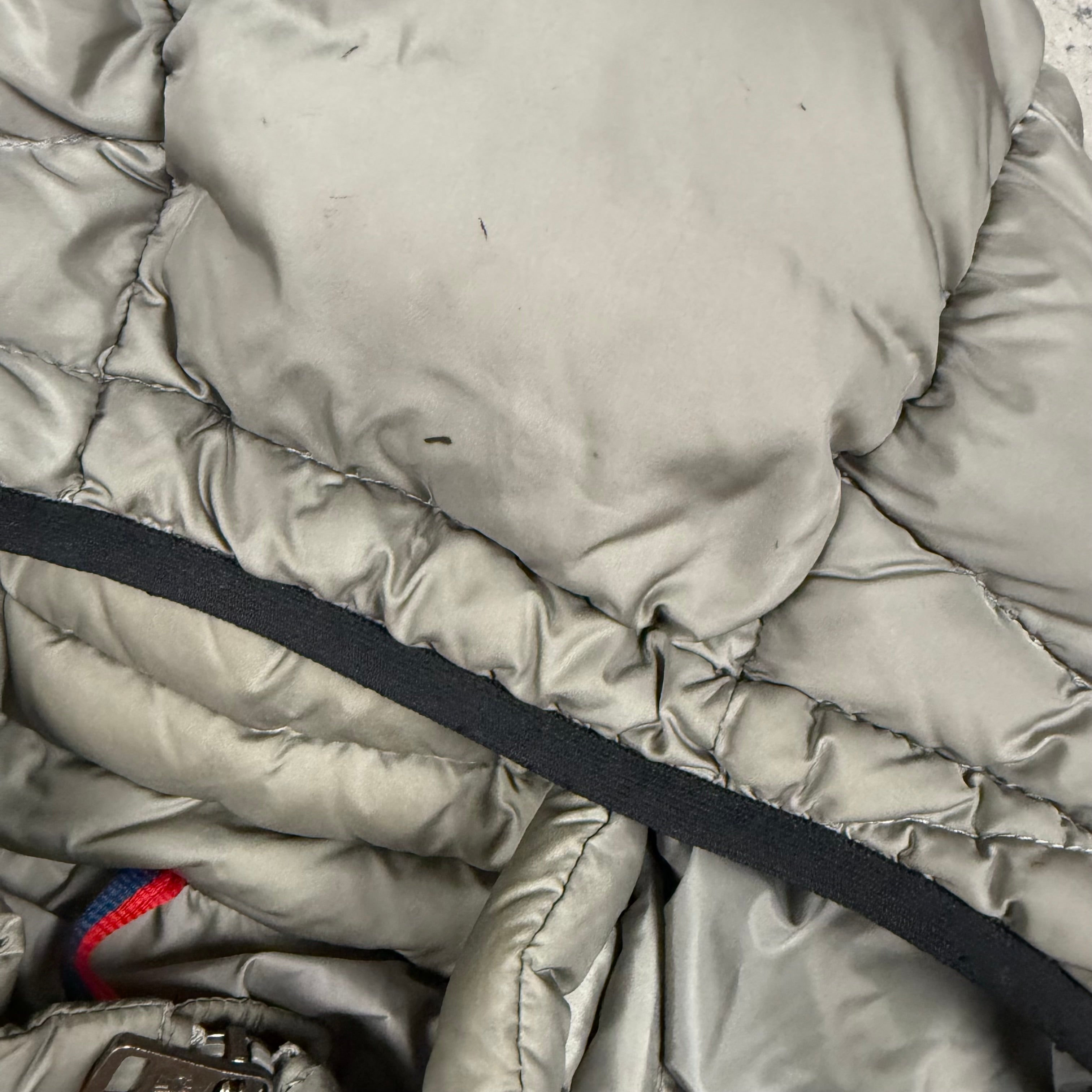 MONCLER BERRIAT JACKET GREY - 2 (S)