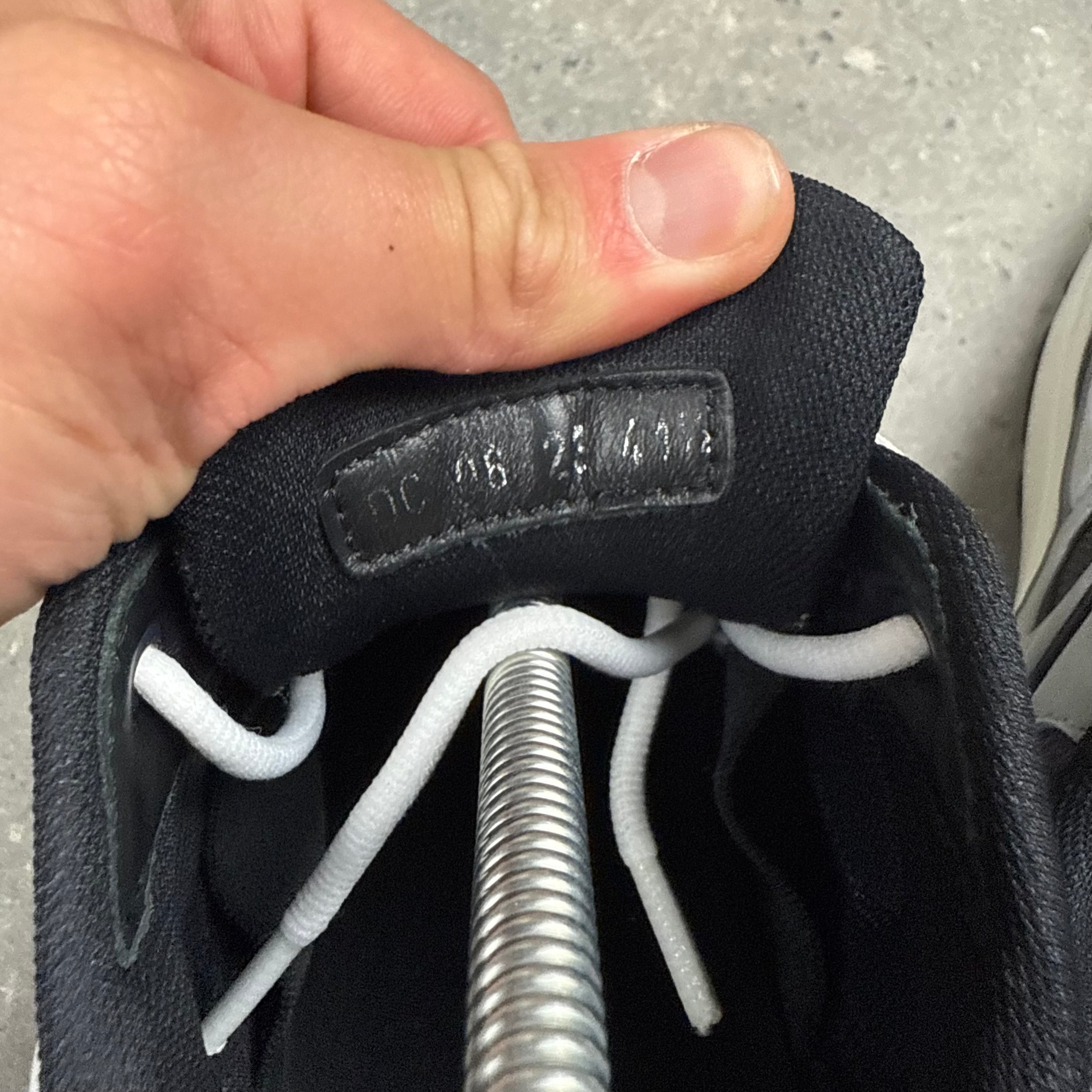 DIOR B30 NAVY/BLUE - (EU41.5 / UK7.5)