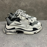 BALENCIAGA TRIPLE S - (EU43 / UK9)