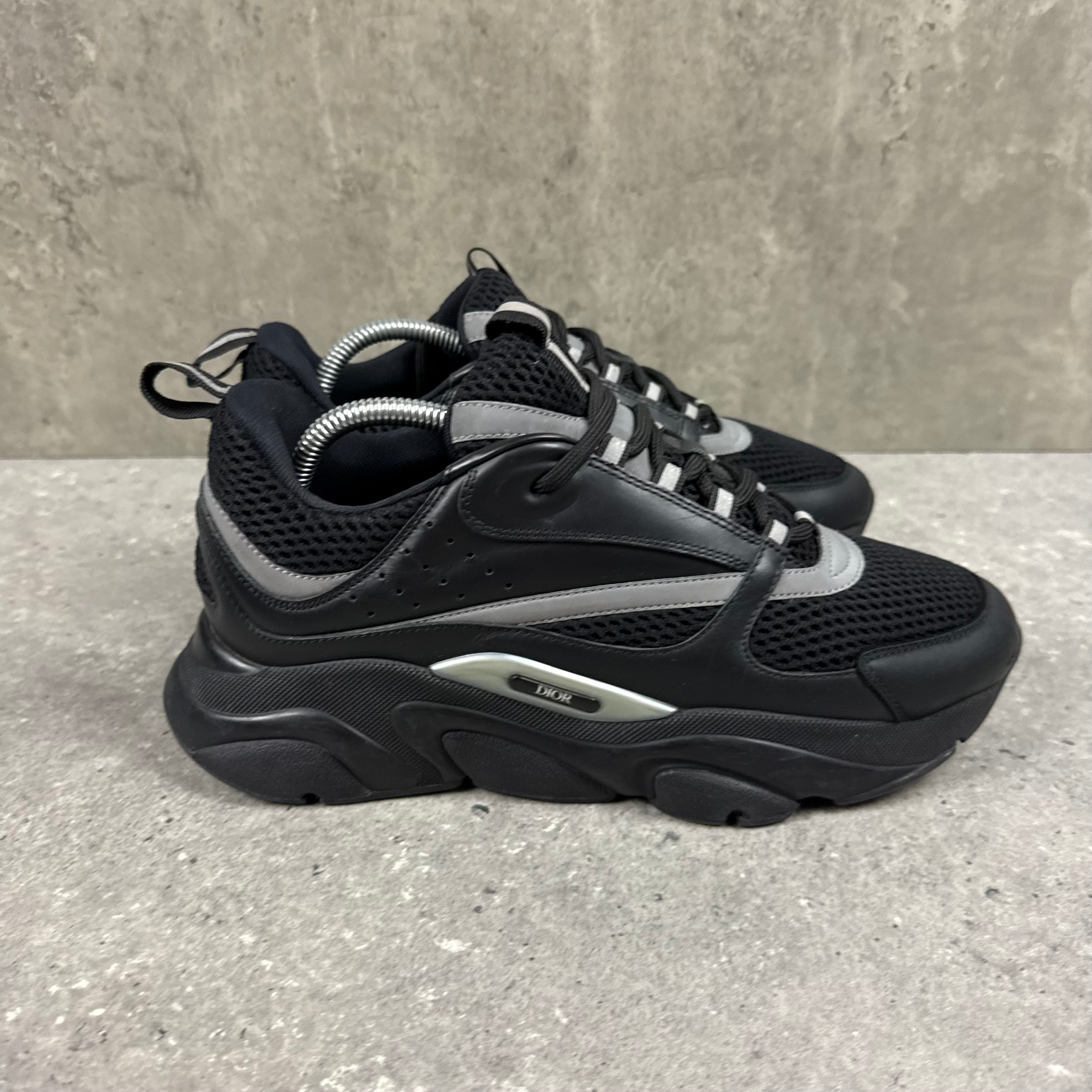 DIOR B22 BLACK - (EU42 / UK8)