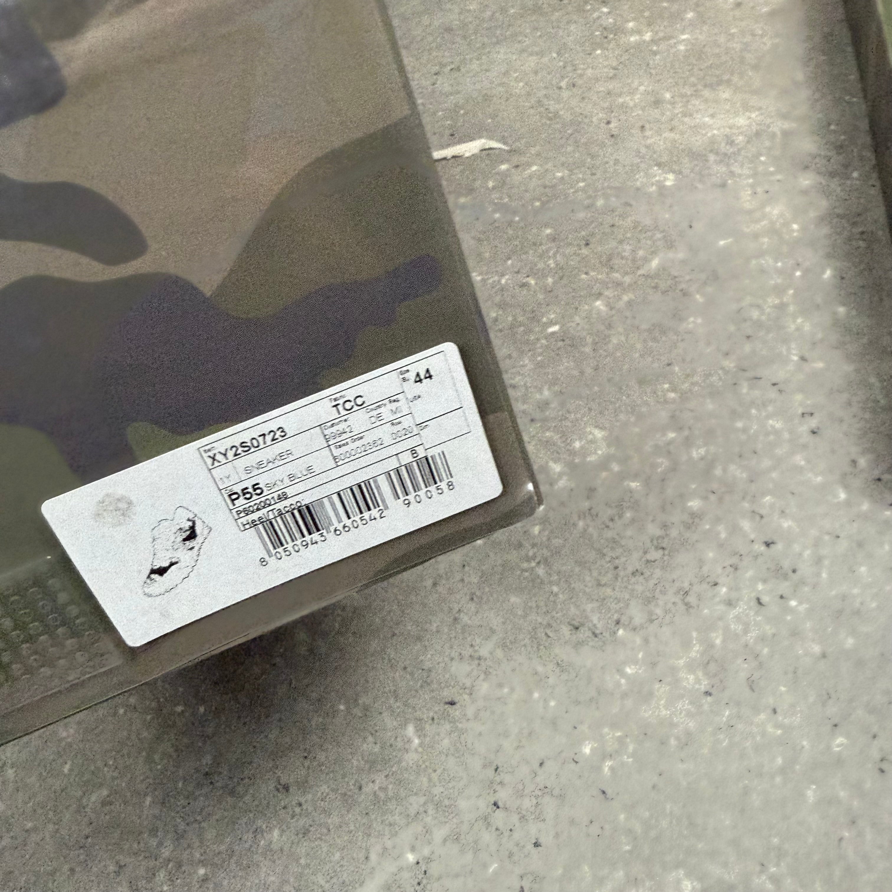 VALENTINO ROCKRUNNER BLUE - (EU44 / UK10)