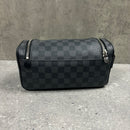 LOUIS VUITTON DAMIER WASH BAG