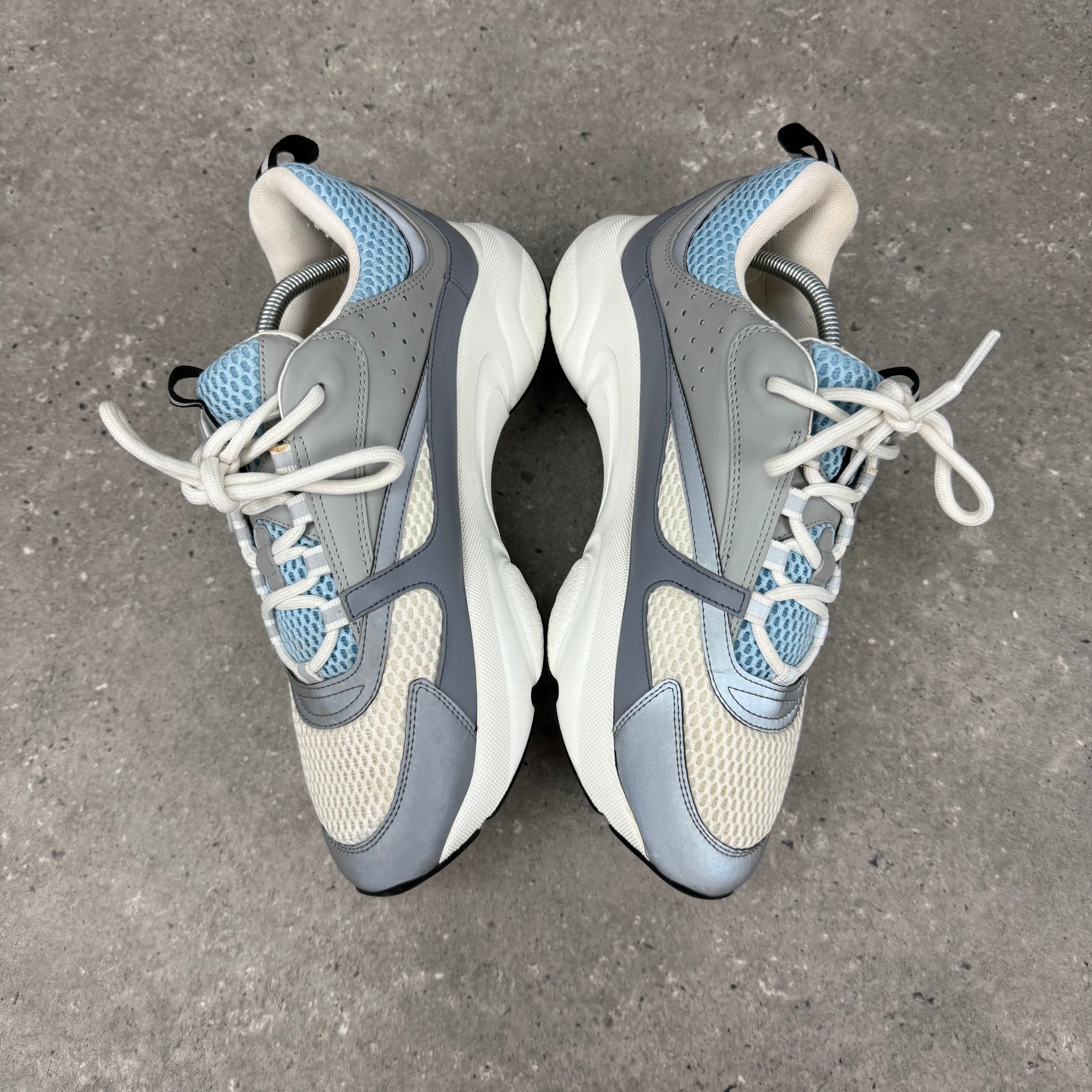 DIOR B22 BABY BLUE - (EU43 / UK9)