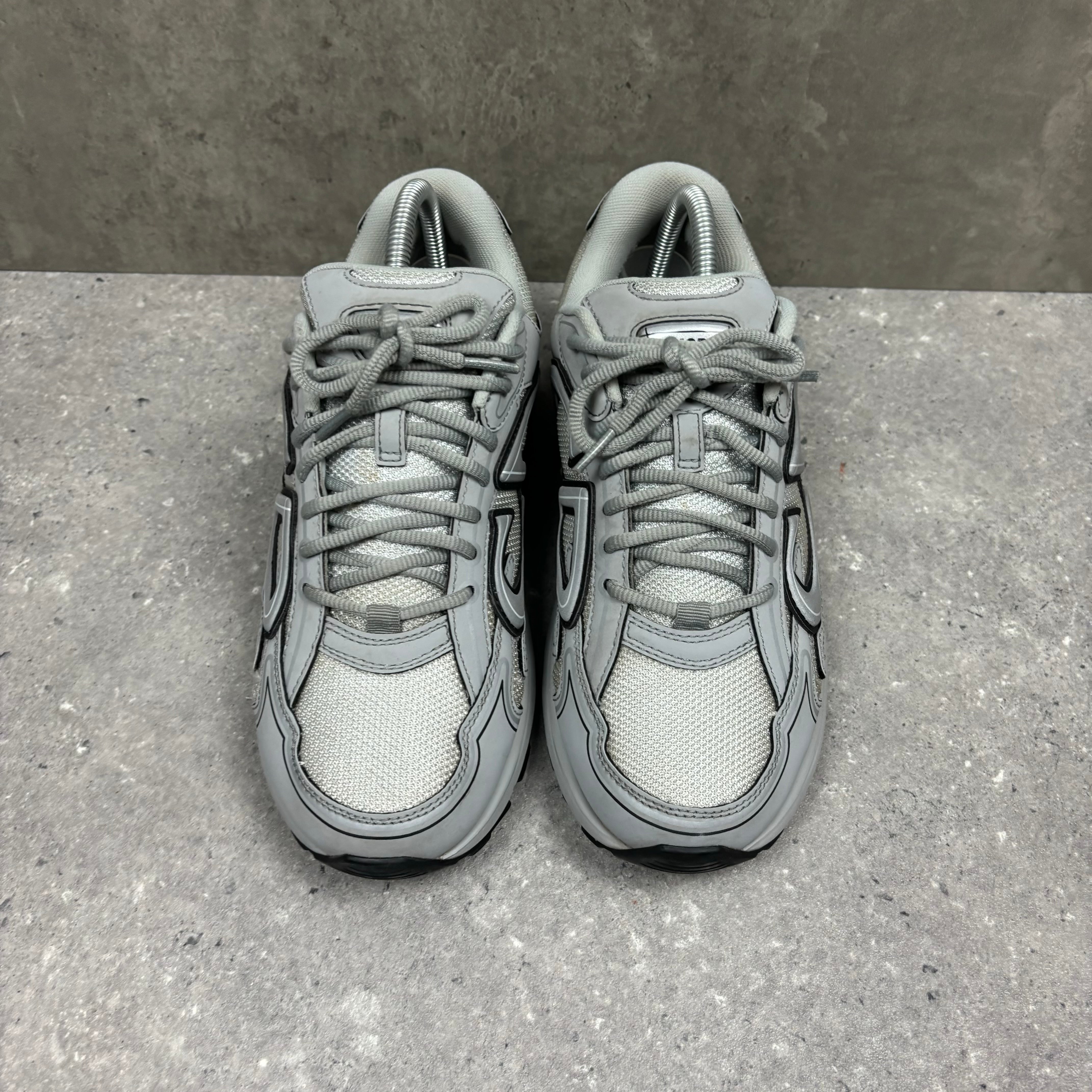 DIOR B30 GREY - (EU 40 / UK 6)