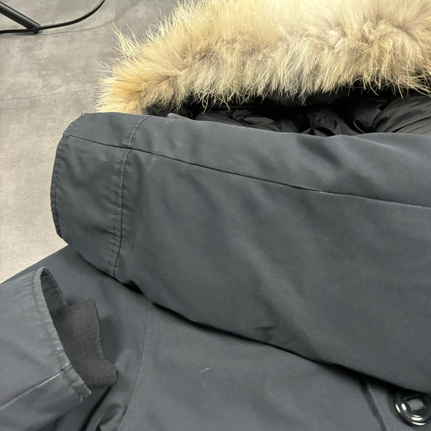 CANADA GOOSE CHATEAU PARKA - MEDIUM