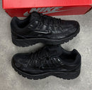NIKE P-6000 - TRIPLE BLACK