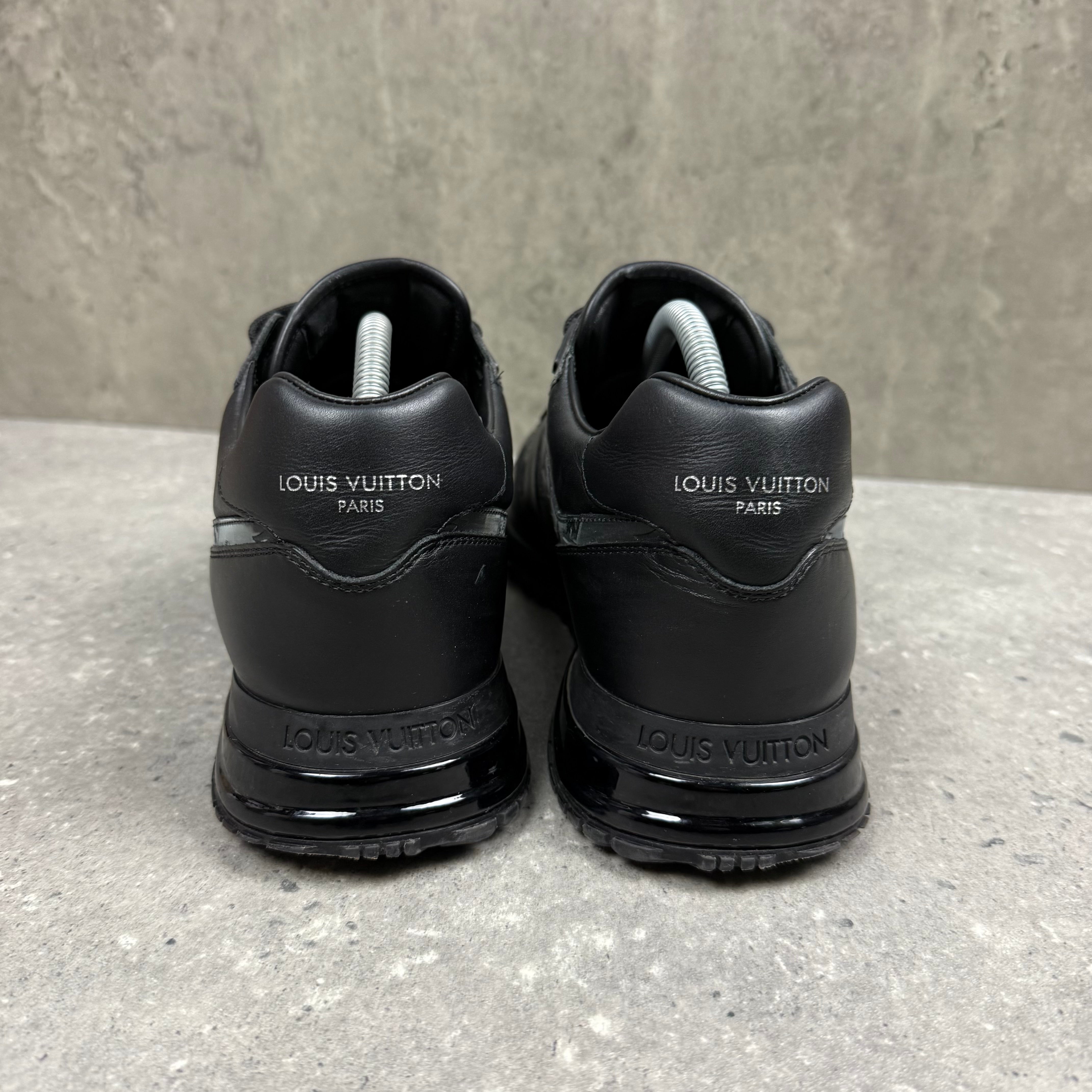 LOUIS VUITTON RUNAWAYS - EU42 (FITS UK 9)