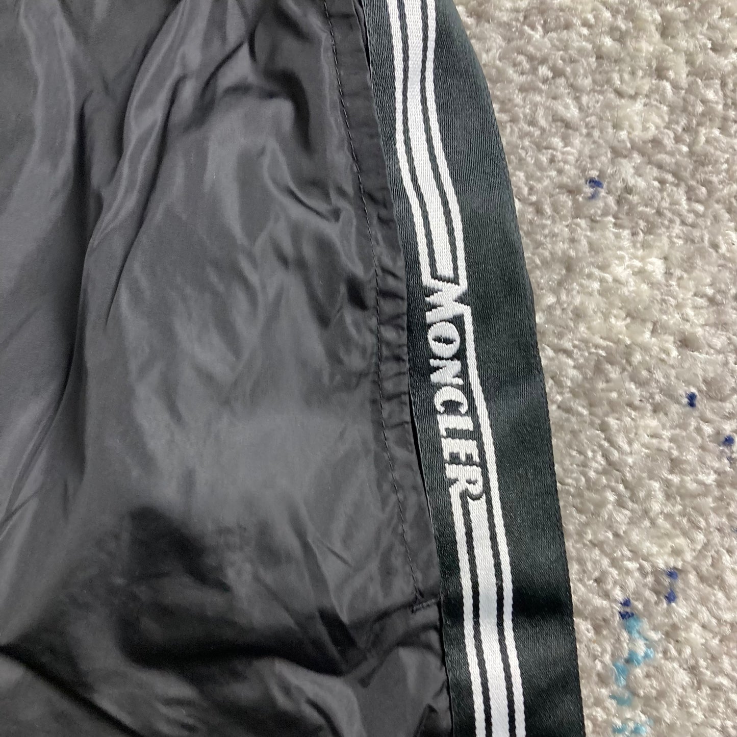 MONCLER SWIM SHORTS - Medium