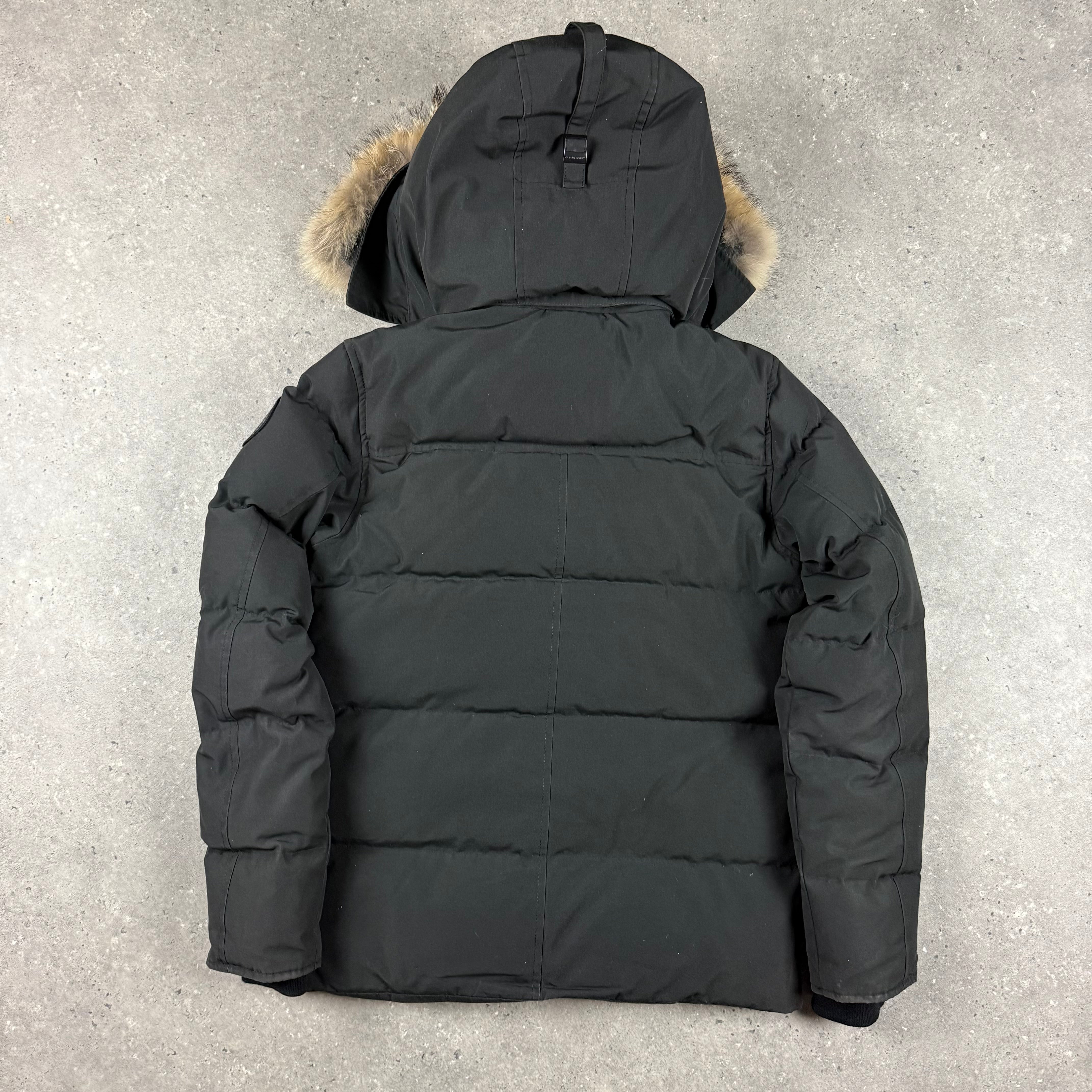 CANADA GOOSE WYNDHAM BLACK BADGE - (S)