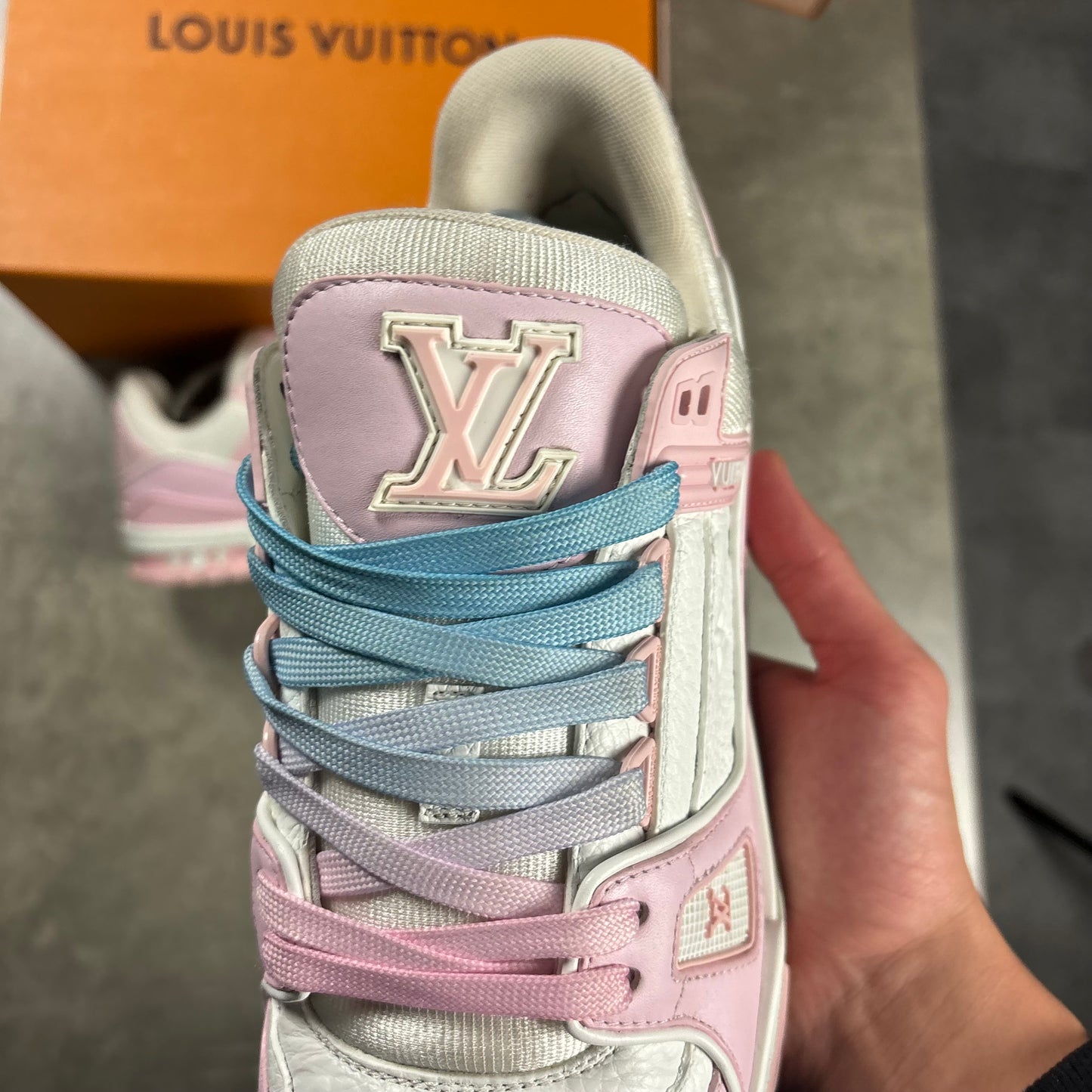 LOUIS VUITTON SNEAKERS (FITS 7)